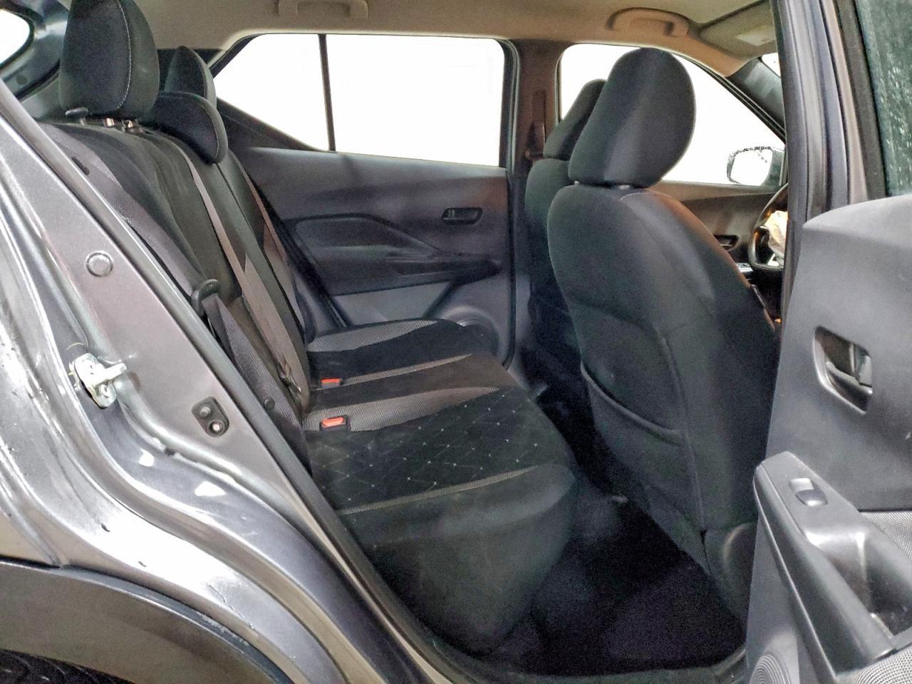 2019 NISSAN KICKS