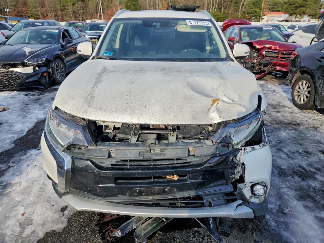 2018 MITSUBISHI outlander