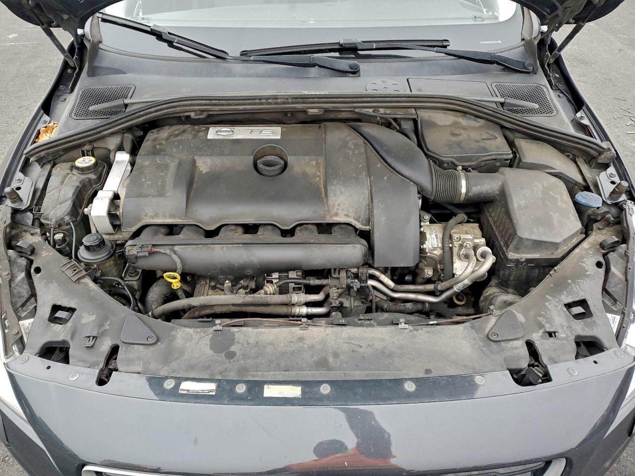 2012 VOLVO S60