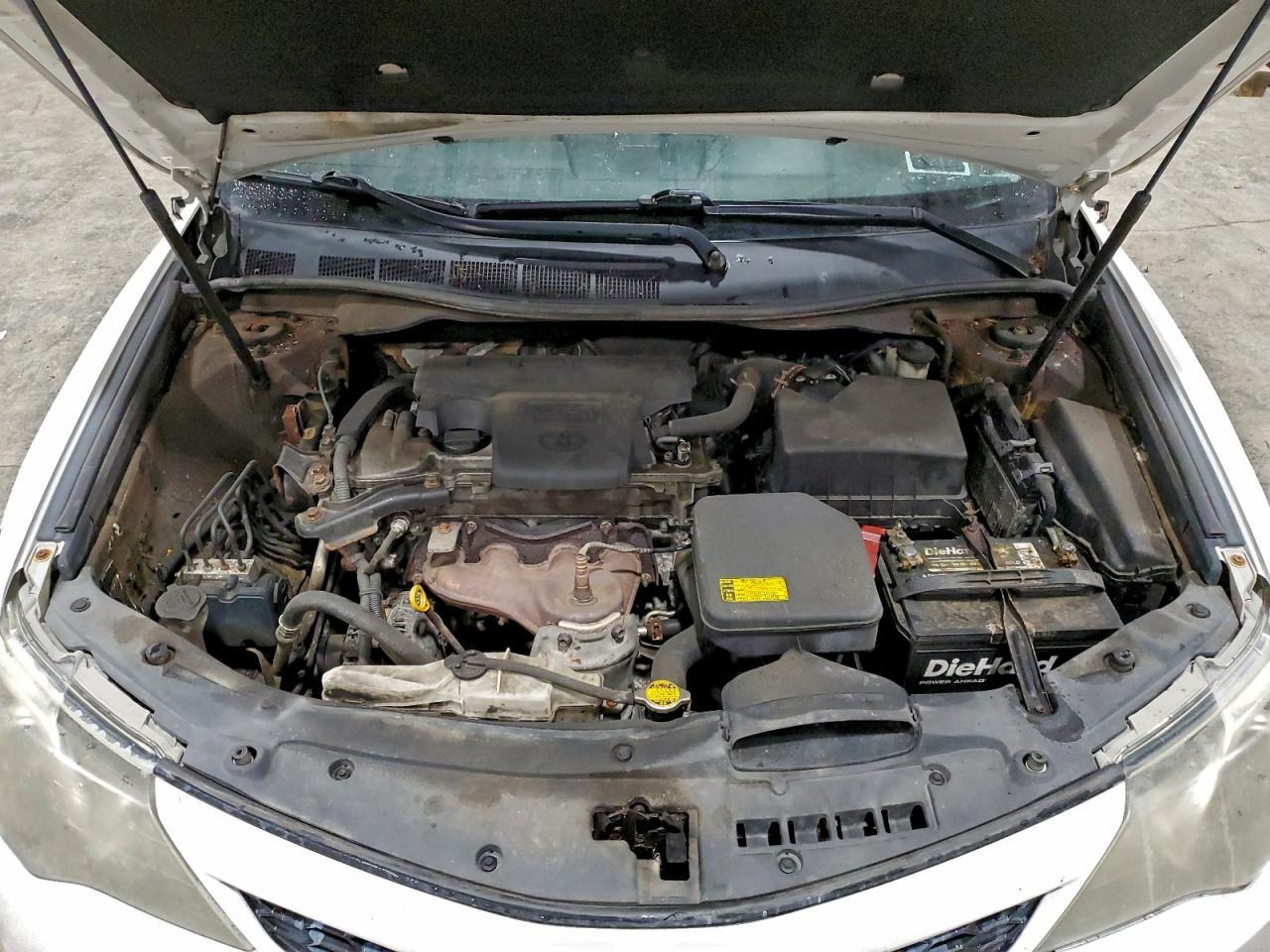 2012 TOYOTA CAMRY