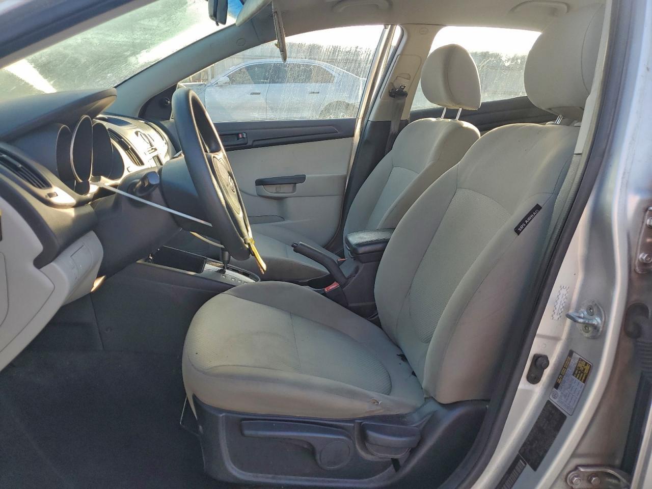 2010 KIA FORTE