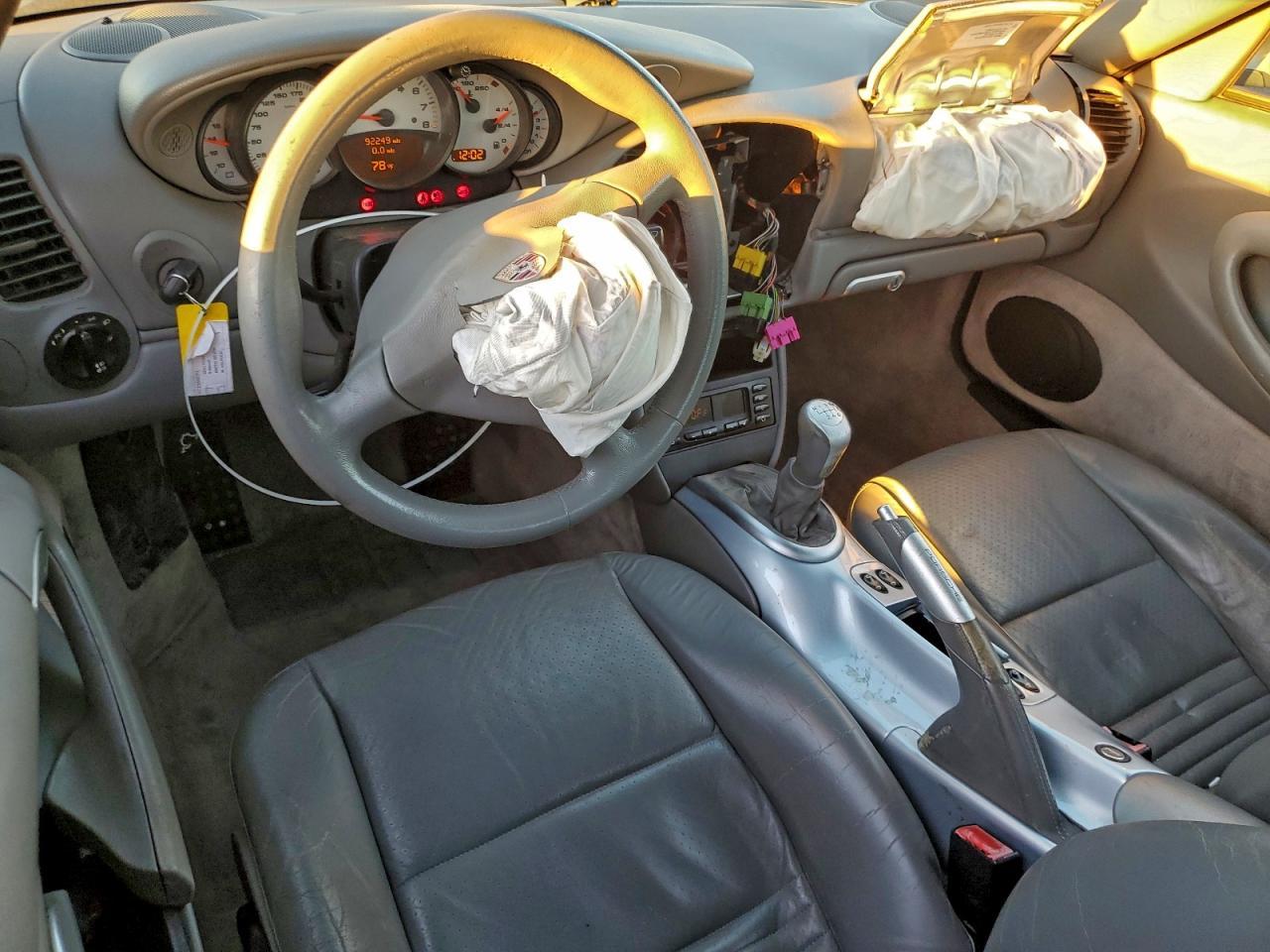 2002 PORSCHE 911