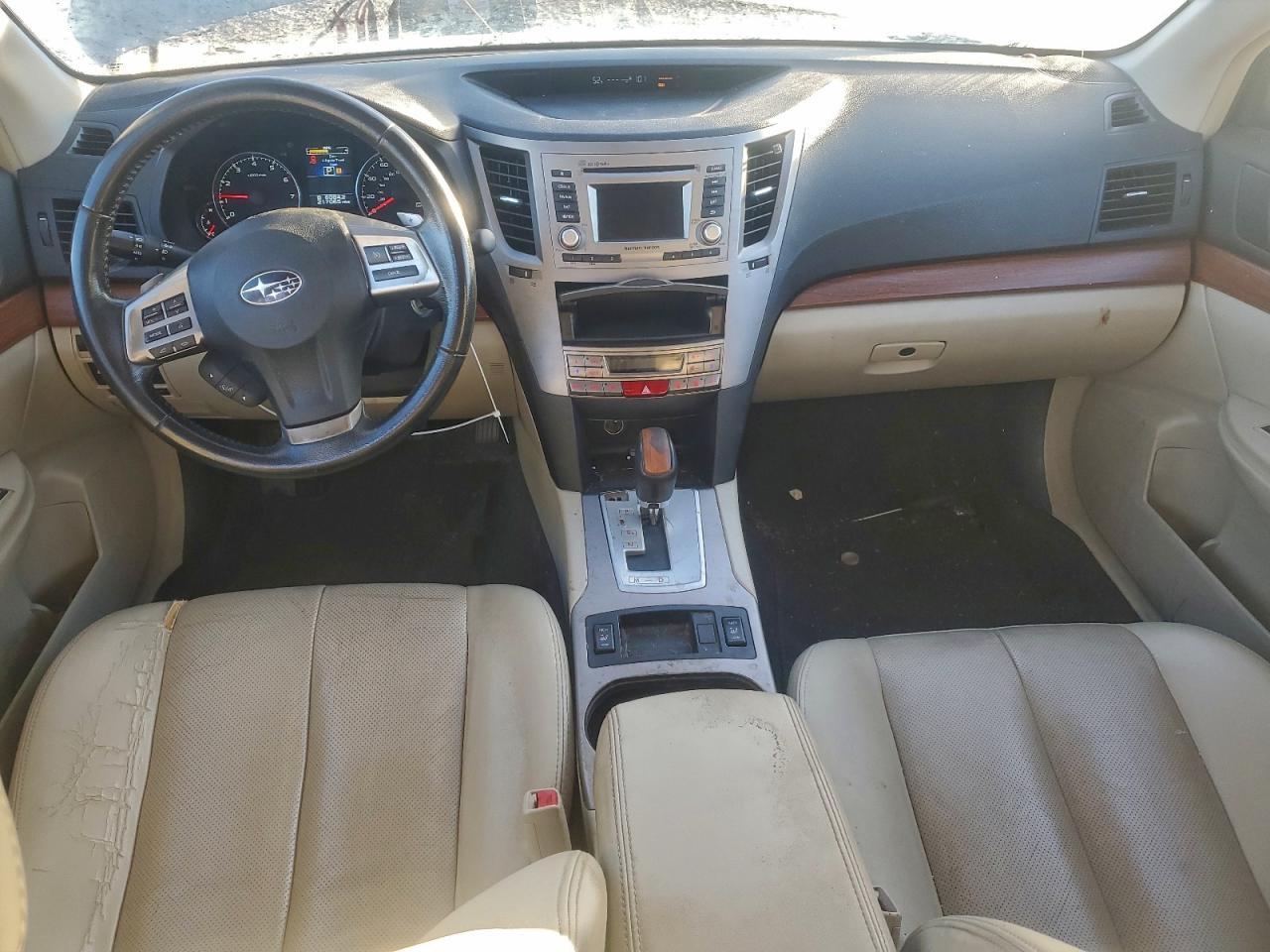 2013 SUBARU Outback