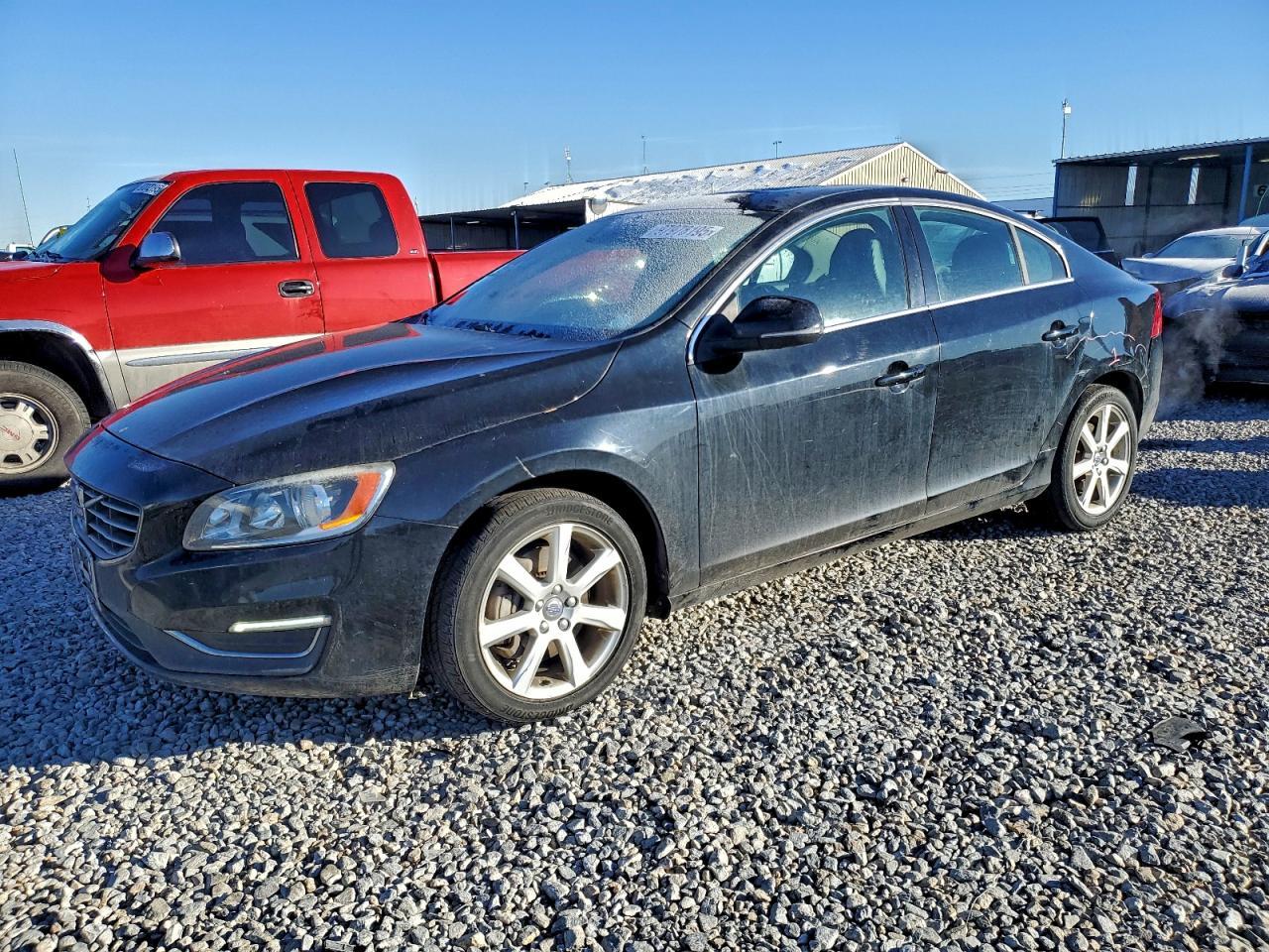 2016 VOLVO S60