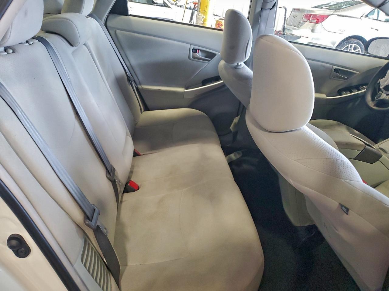 2015 TOYOTA PRIUS