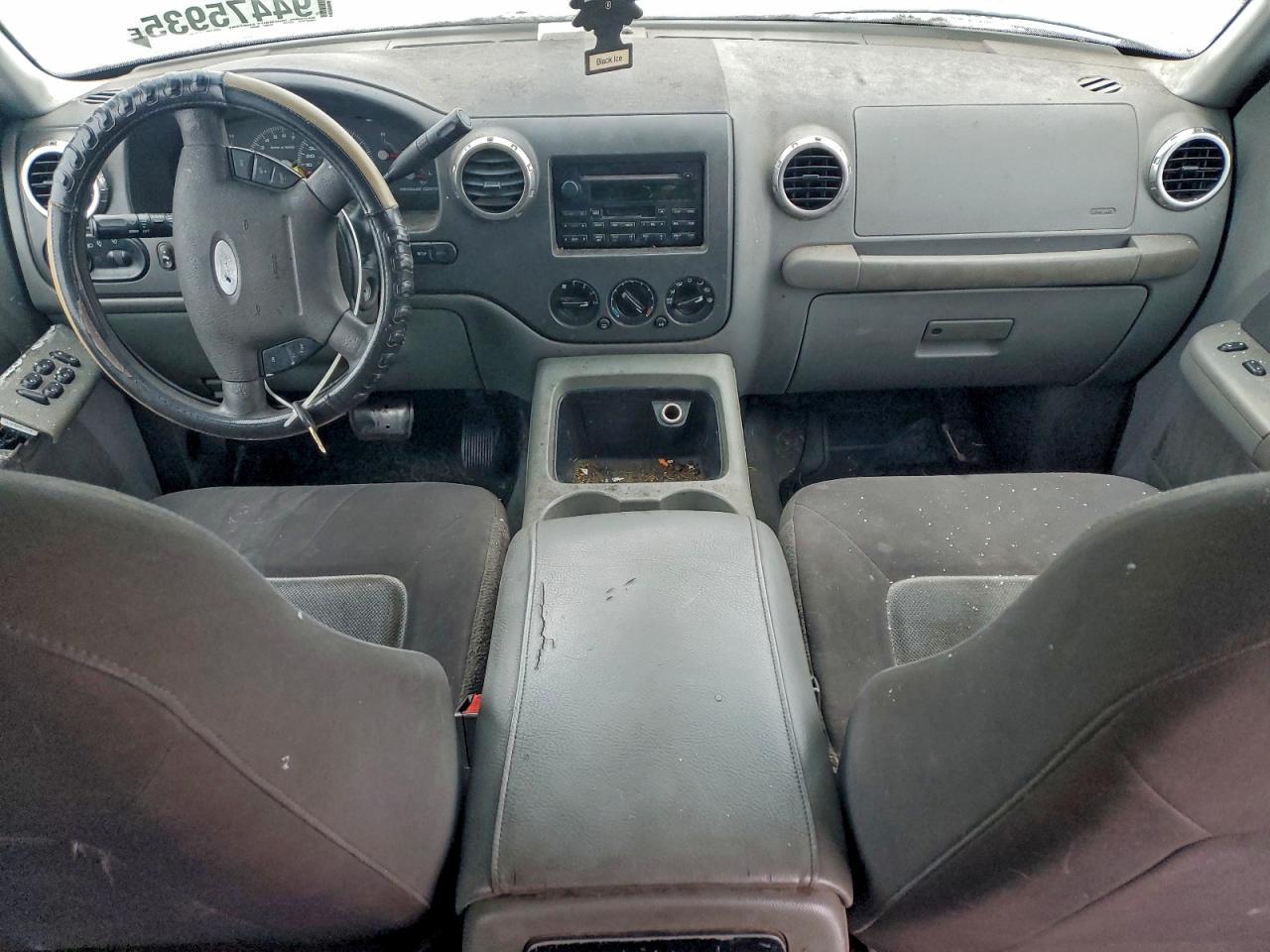 2004 FORD Expedition