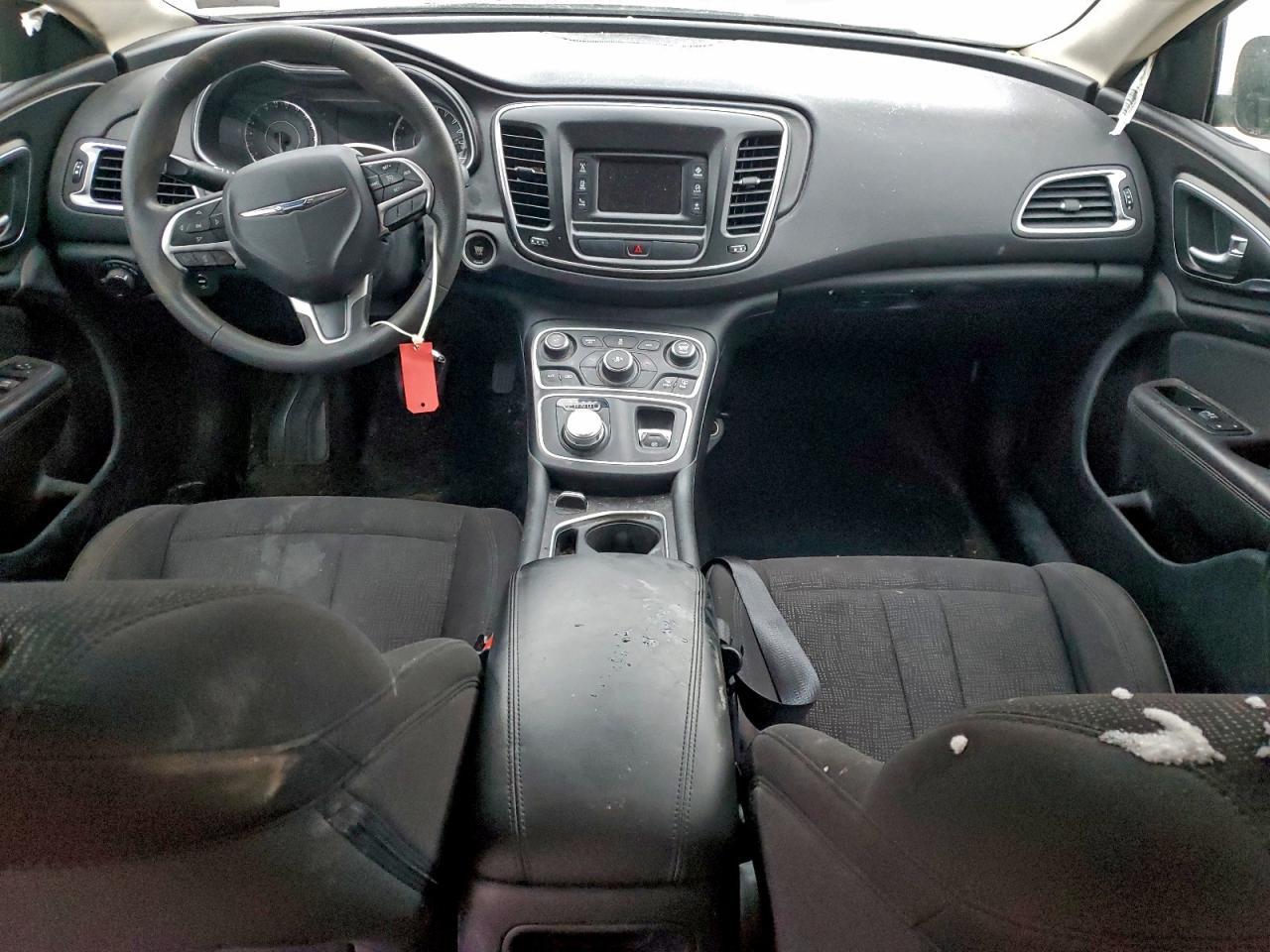 2016 CHRYSLER 200