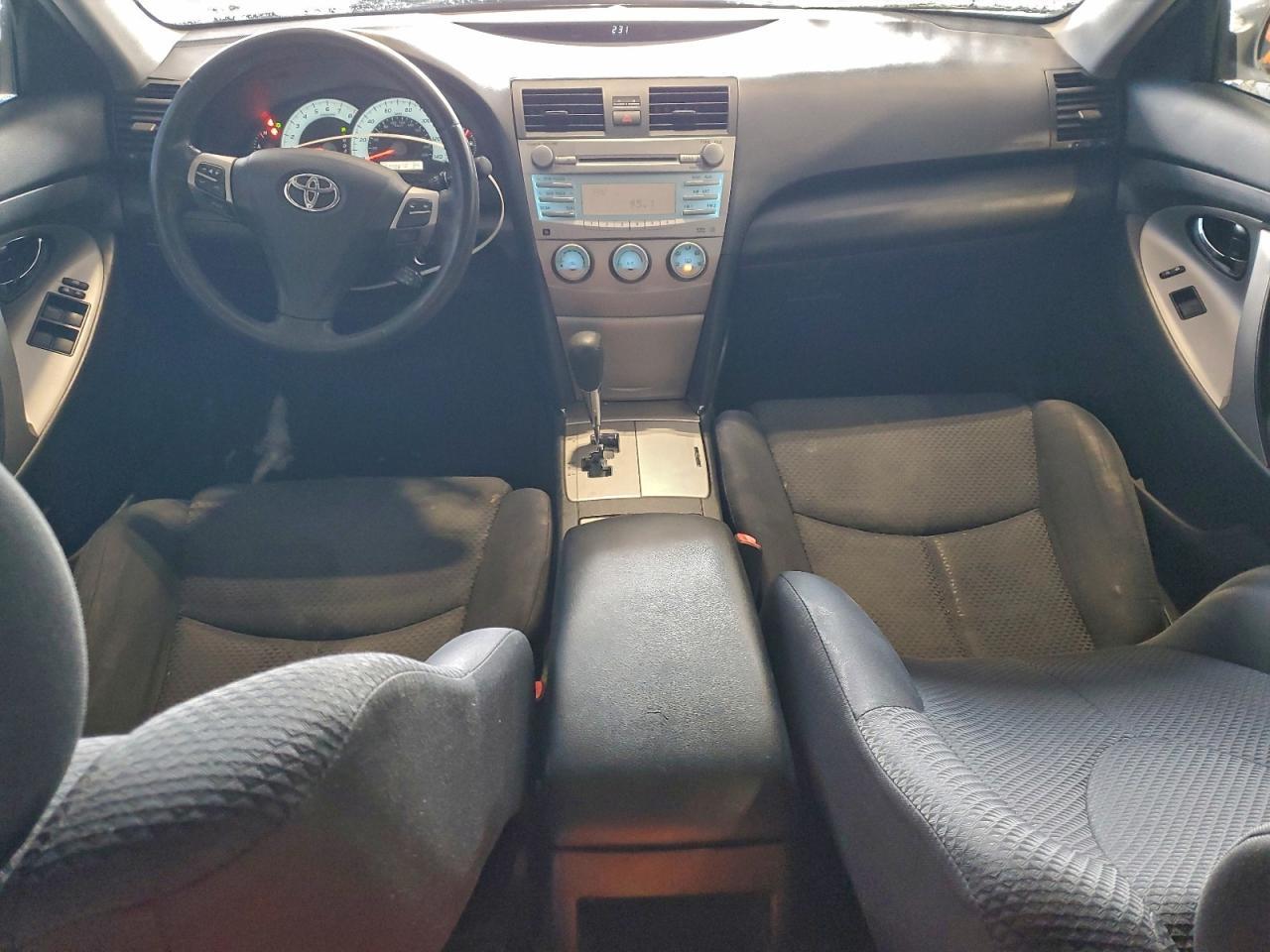 2009 TOYOTA CAMRY