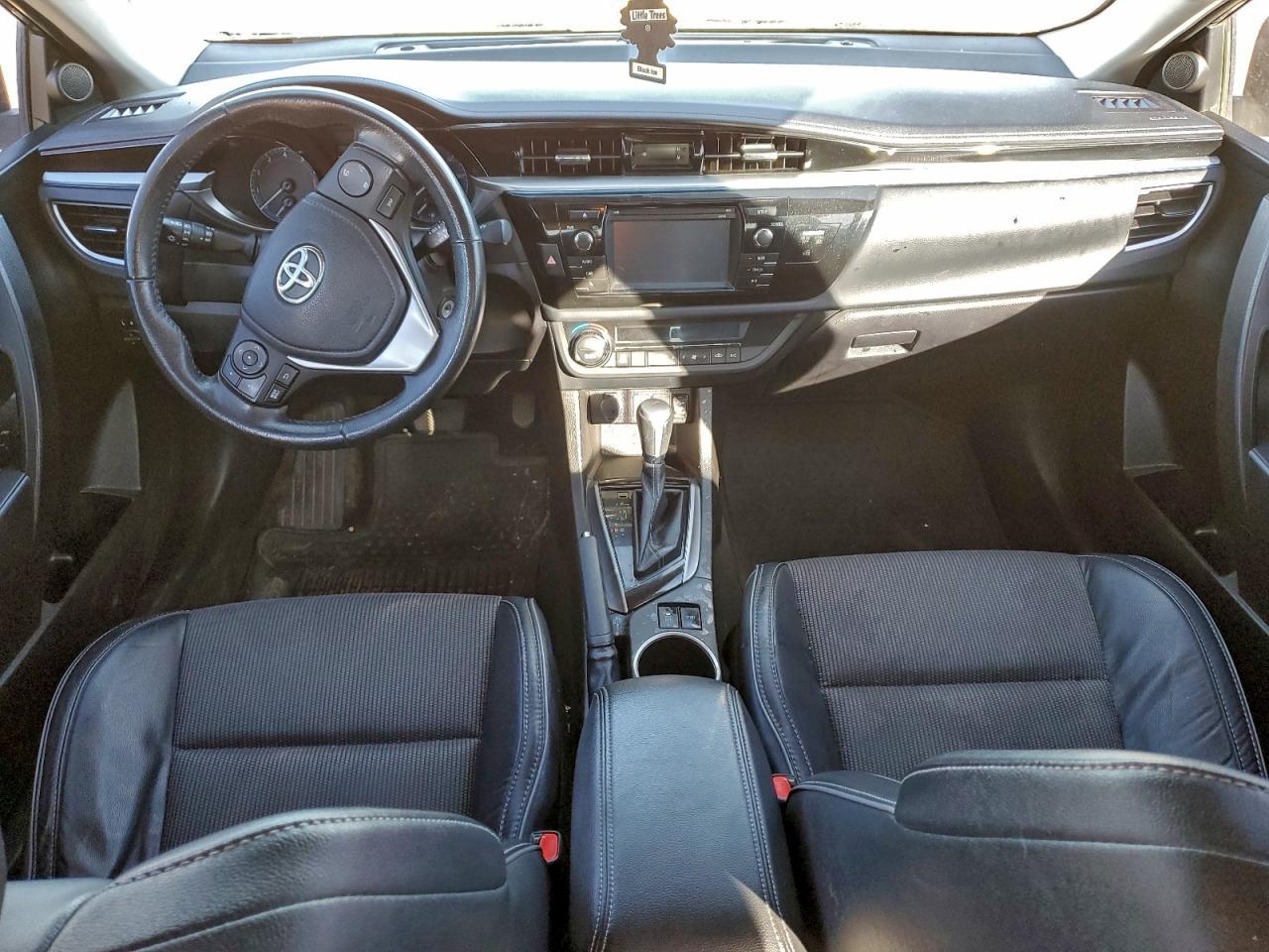2015 TOYOTA COROLLA
