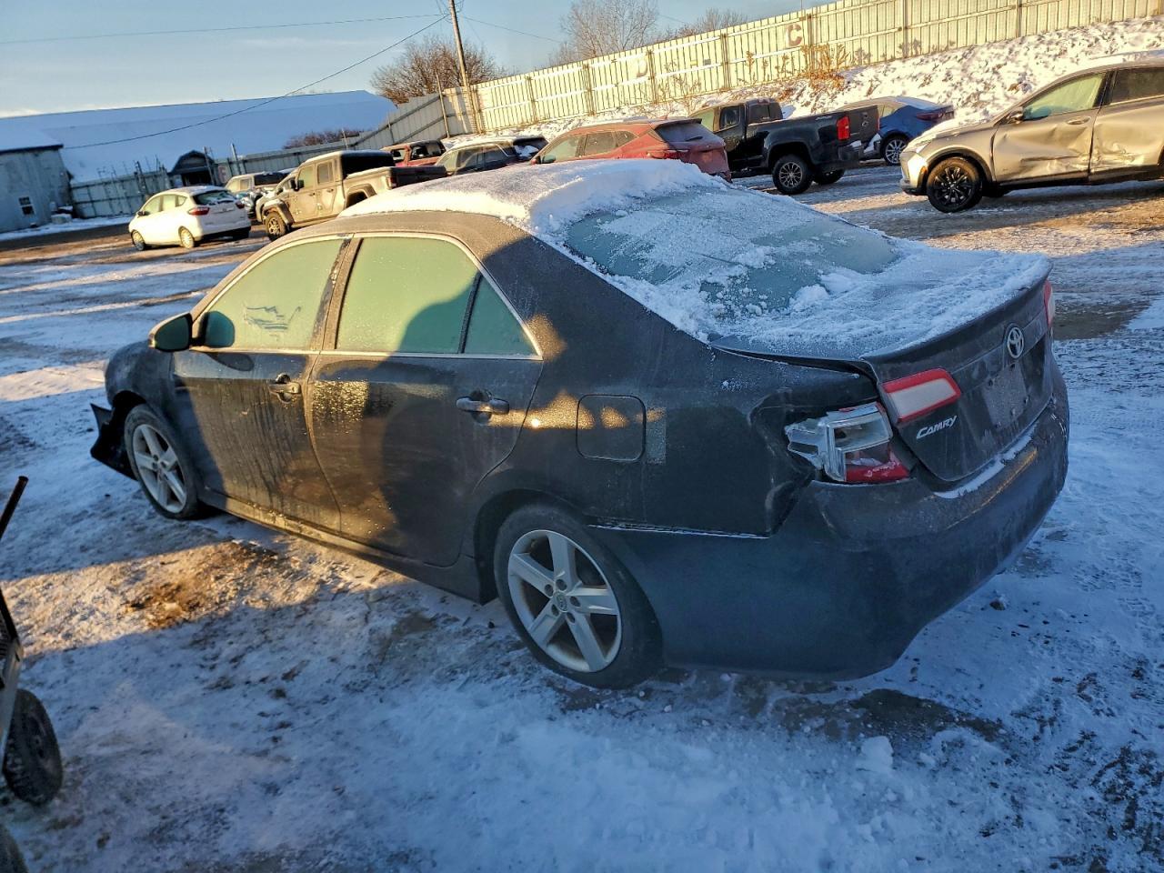 2013 TOYOTA CAMRY