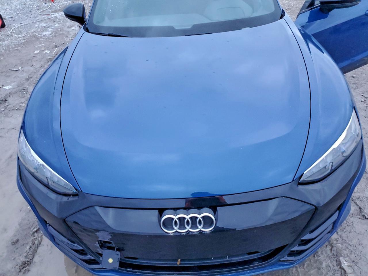 2022 AUDI e-tron GT