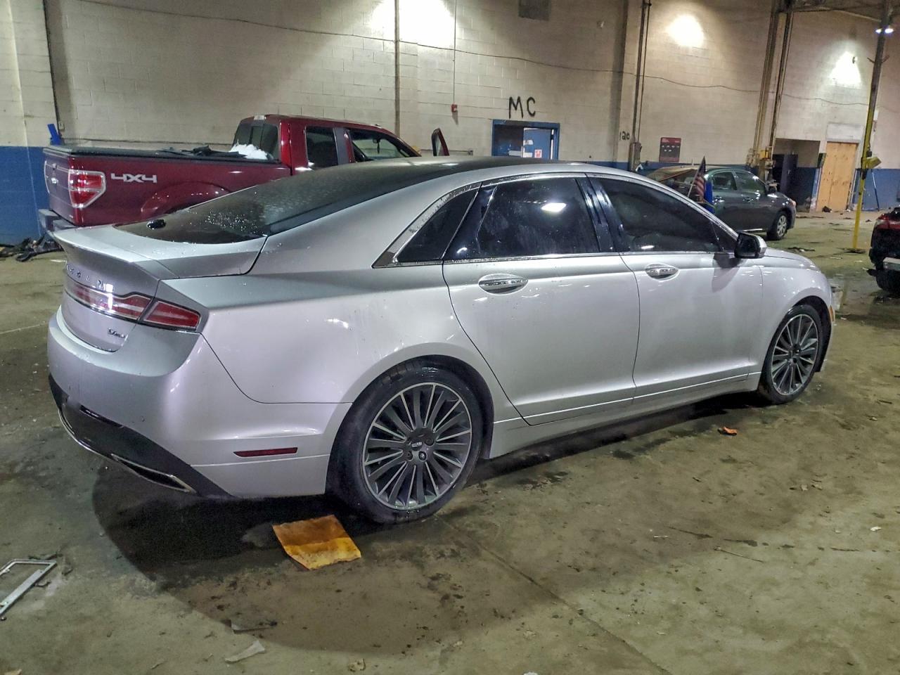 2016 LINCOLN MKZ