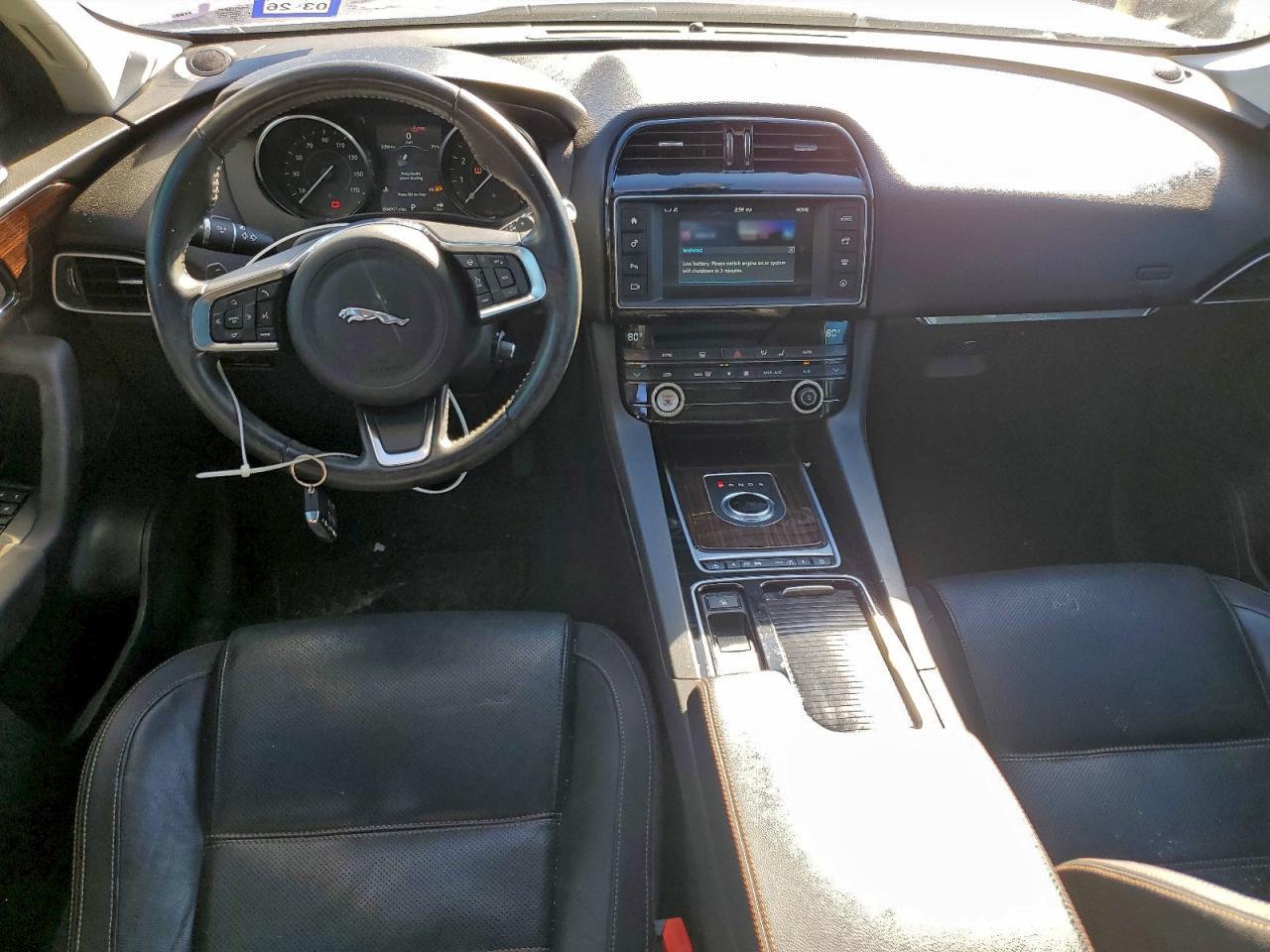 2018 JAGUAR F-Pace