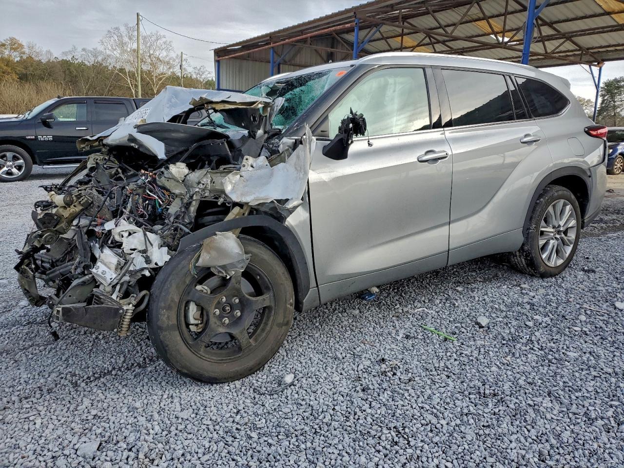 2021 TOYOTA HIGHLANDER