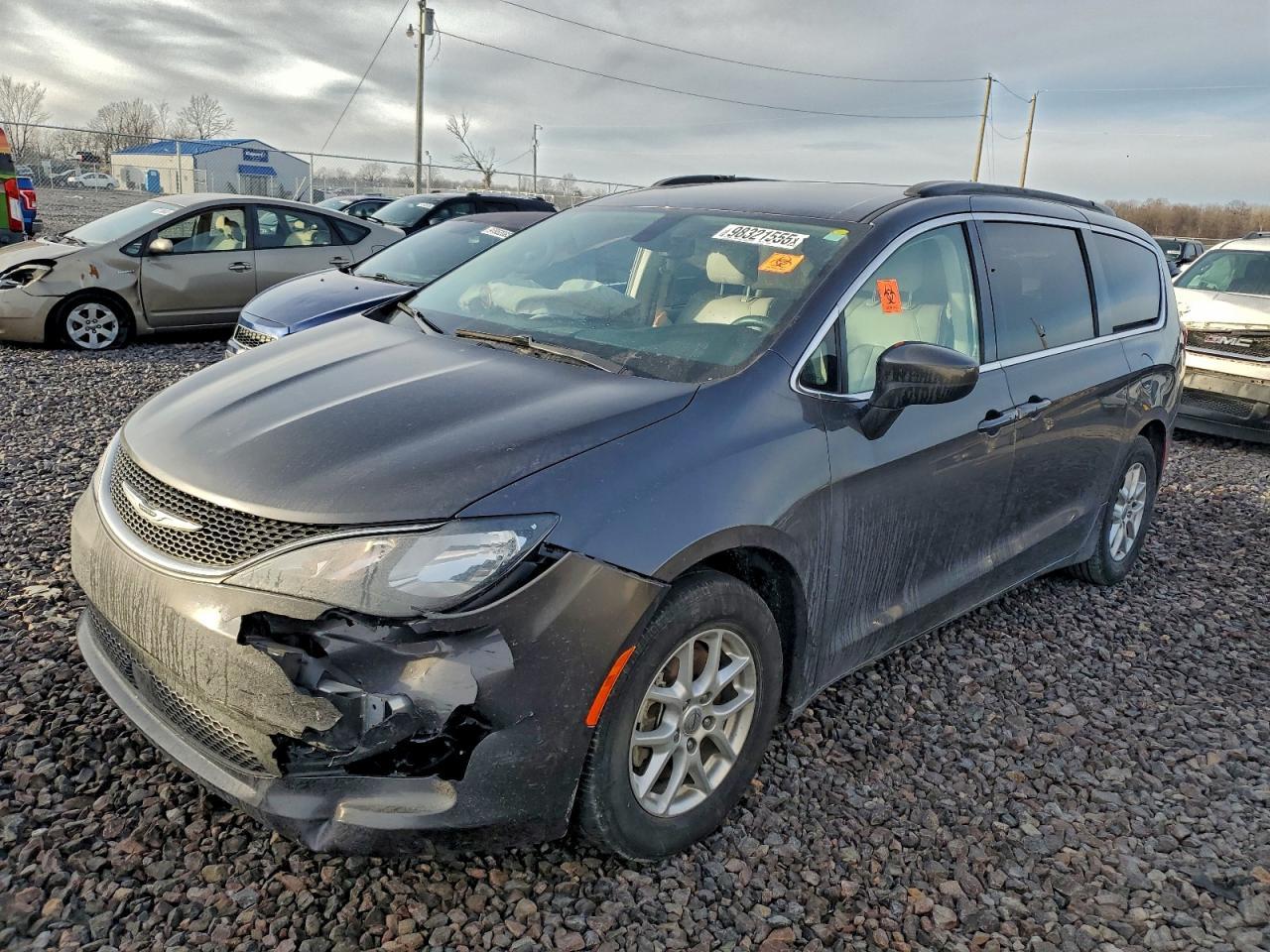 2021 CHRYSLER Voyager
