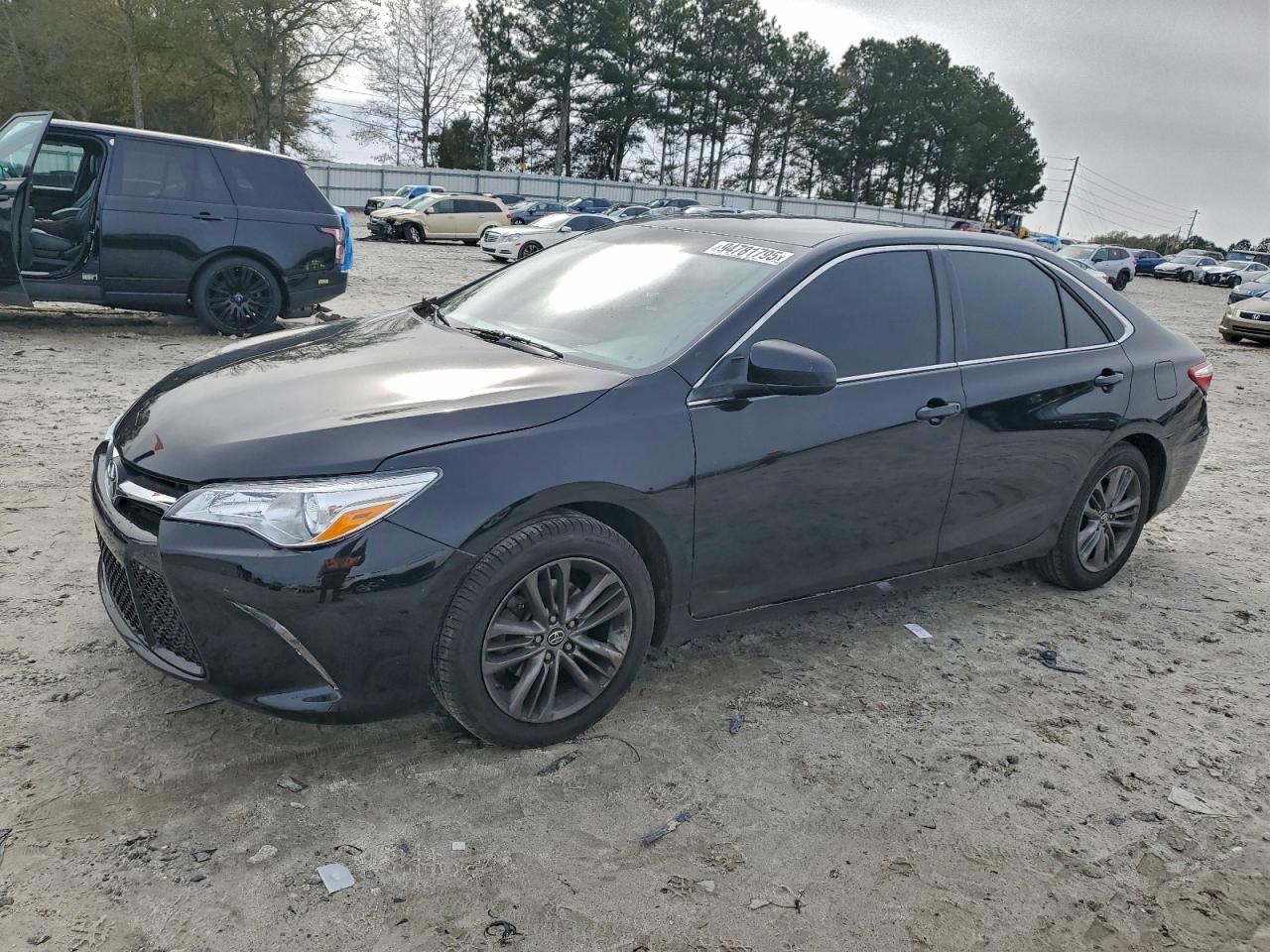 2016 TOYOTA CAMRY