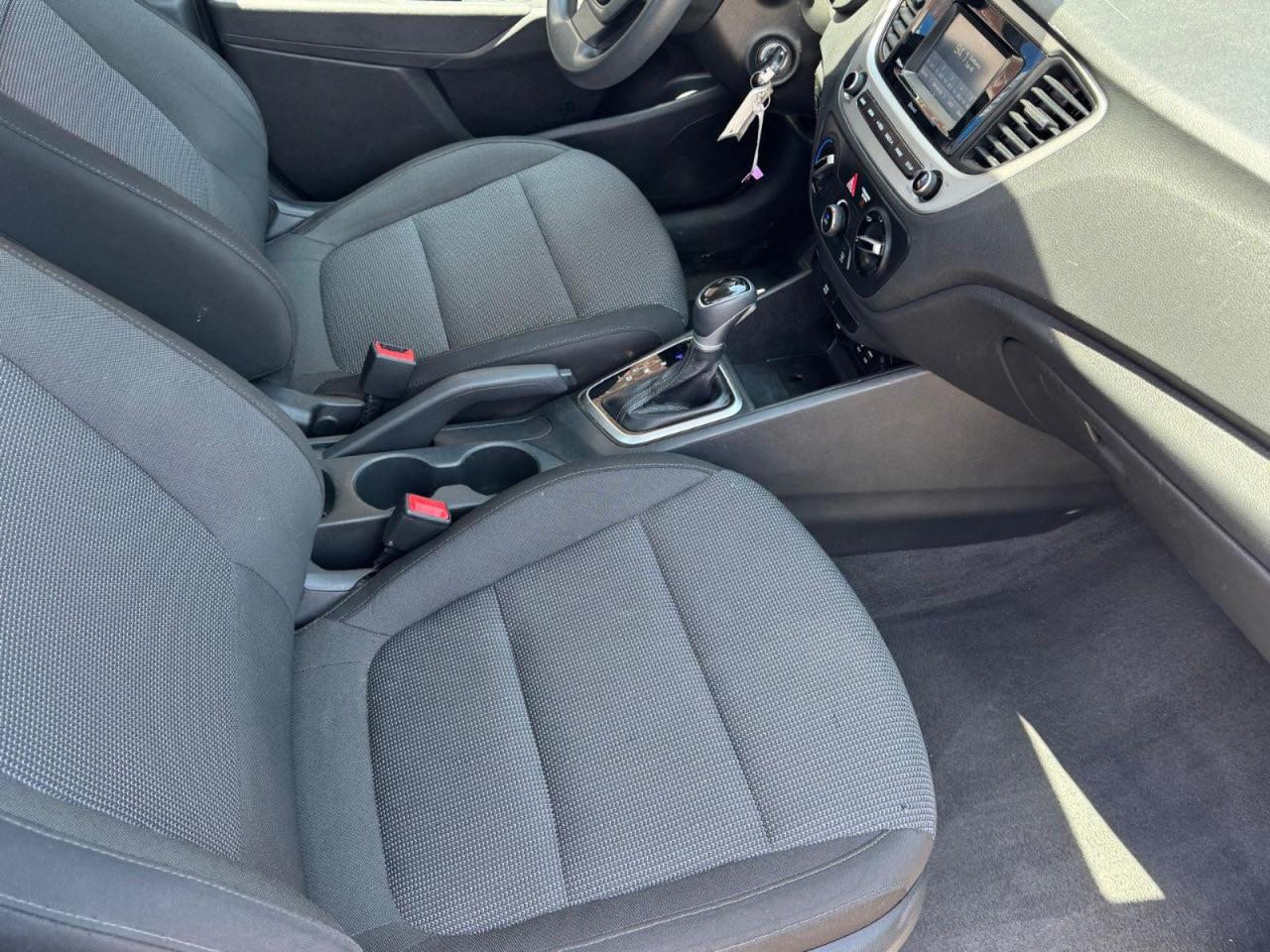 2021 HYUNDAI ACCENT