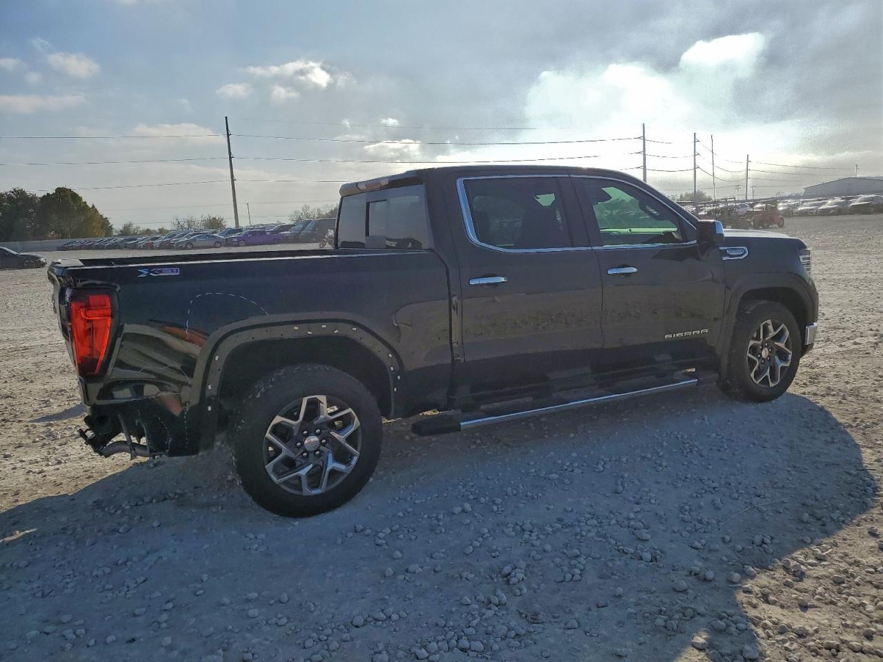 2024 GMC Sierra