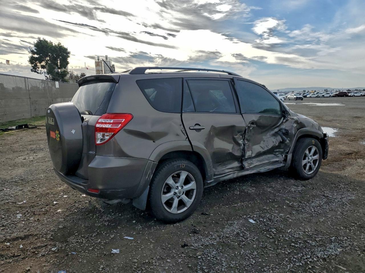 2012 TOYOTA RAV4