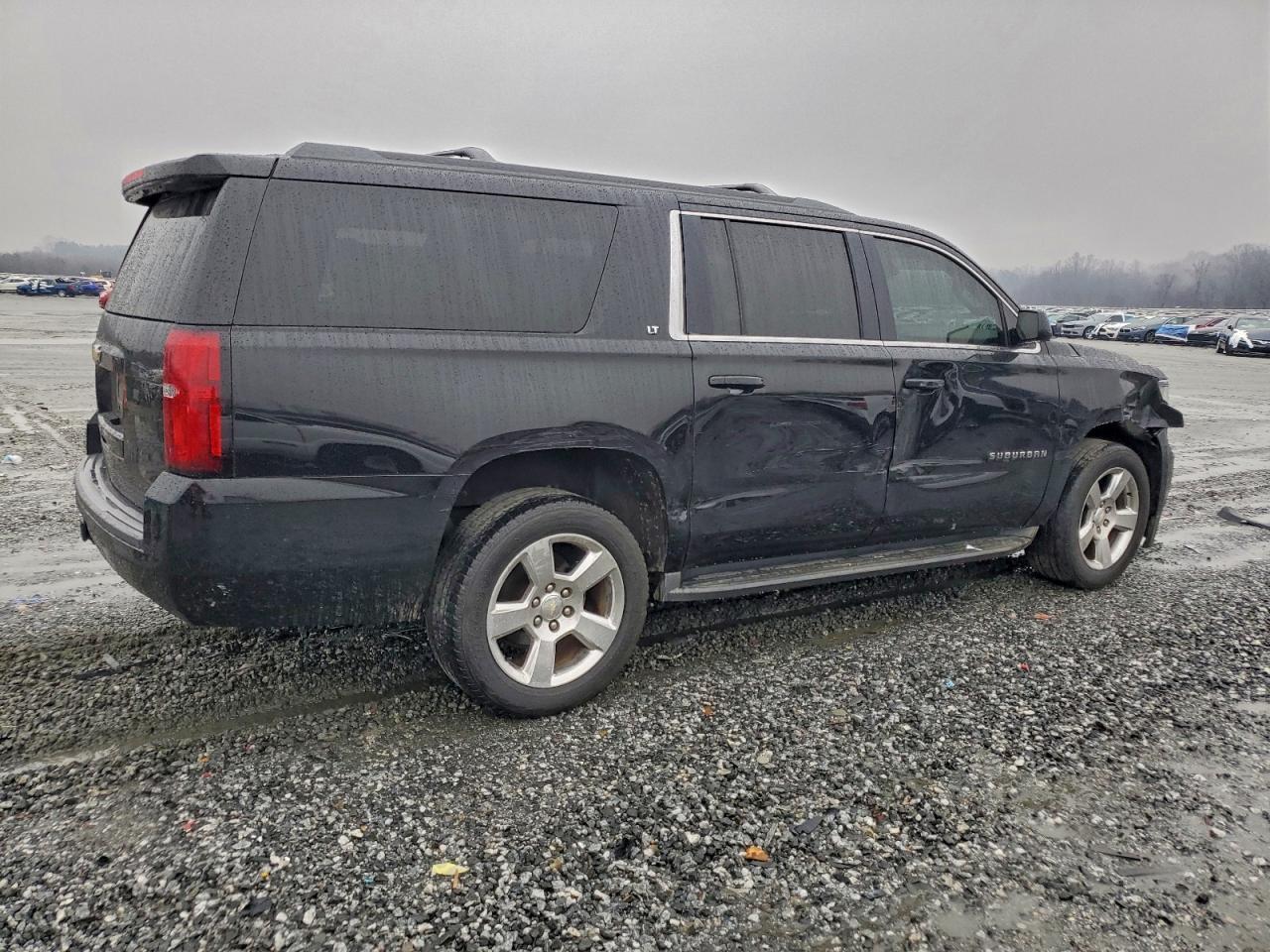 2016 CHEVROLET Suburban