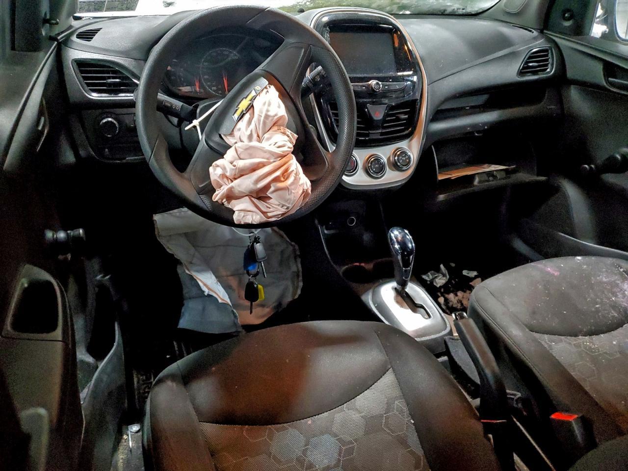 2017 CHEVROLET Spark