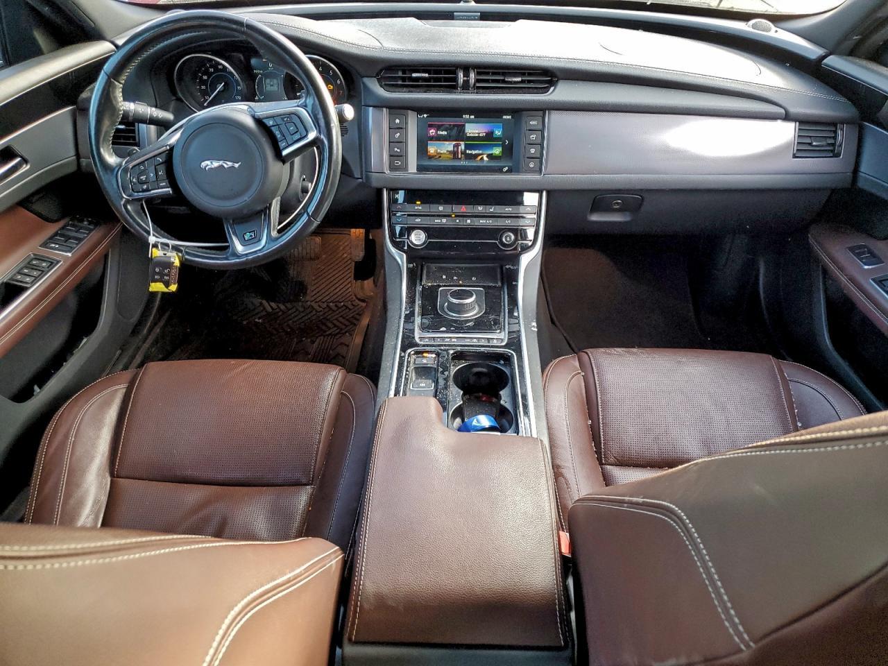 2017 JAGUAR XF