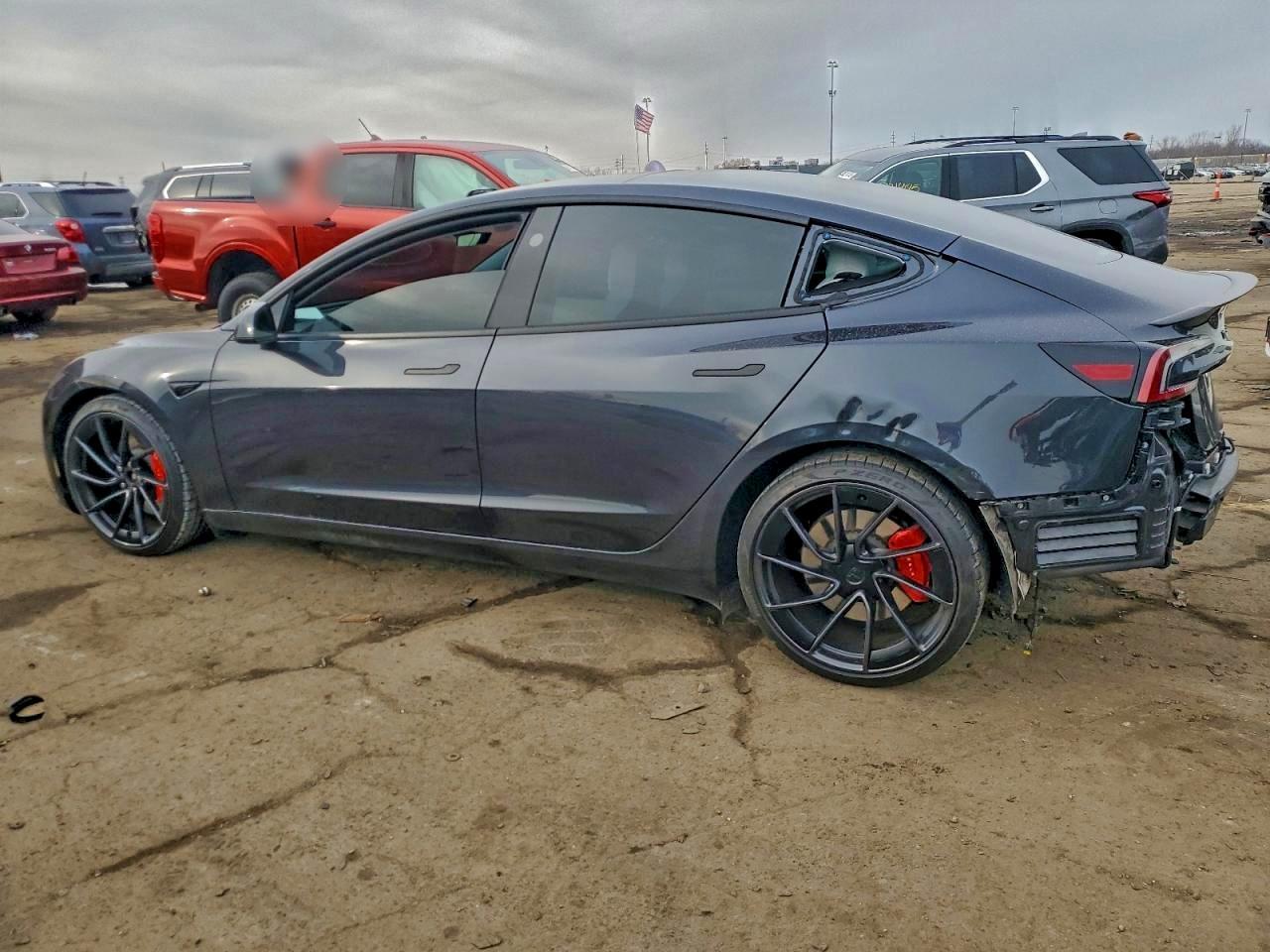 2024 TESLA MODEL 3