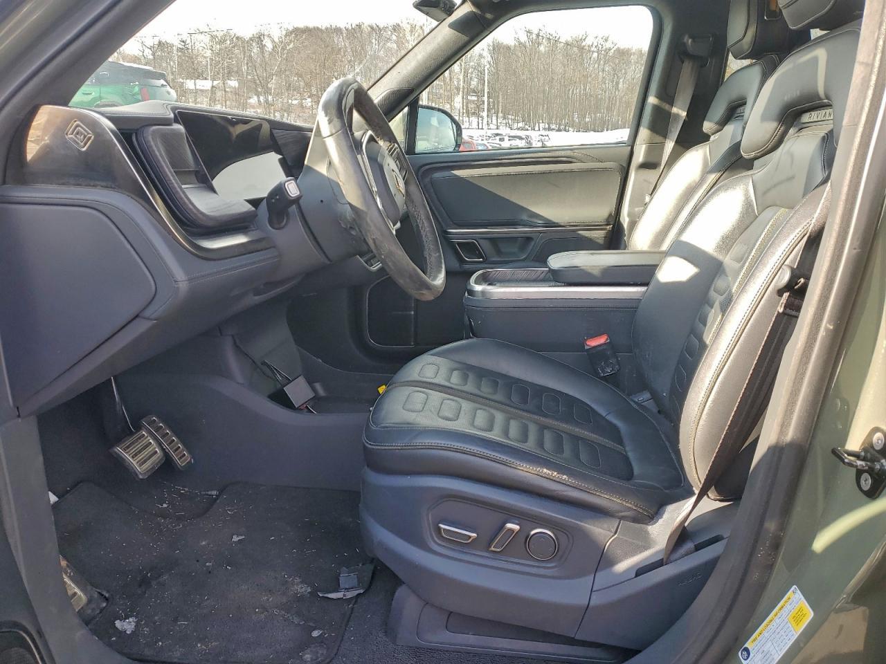 2022 RIVIAN R1t
