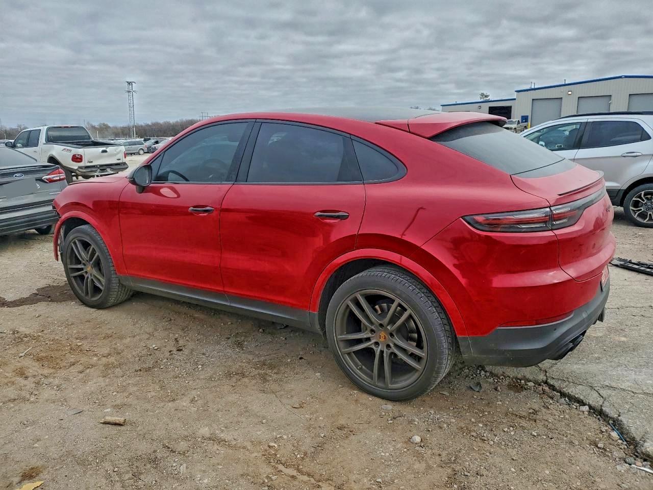 2021 PORSCHE CAYENNE