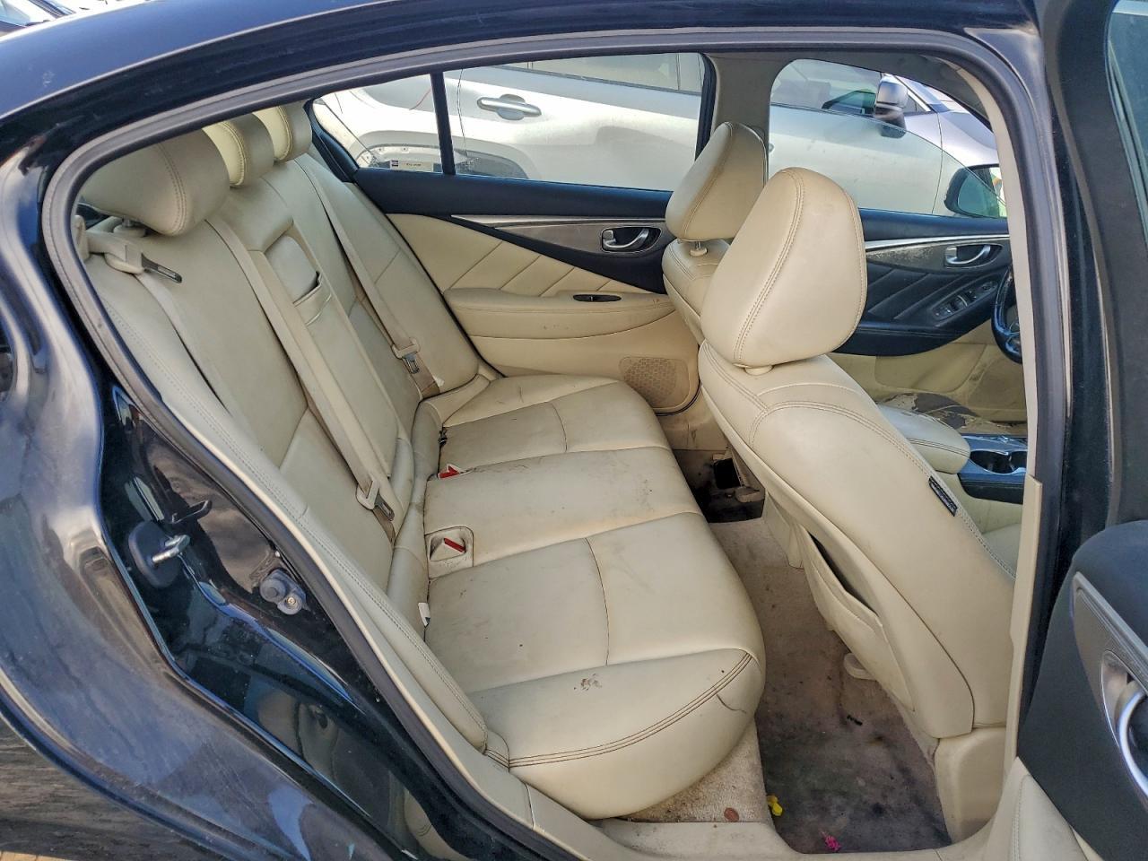 2014 INFINITI Q50