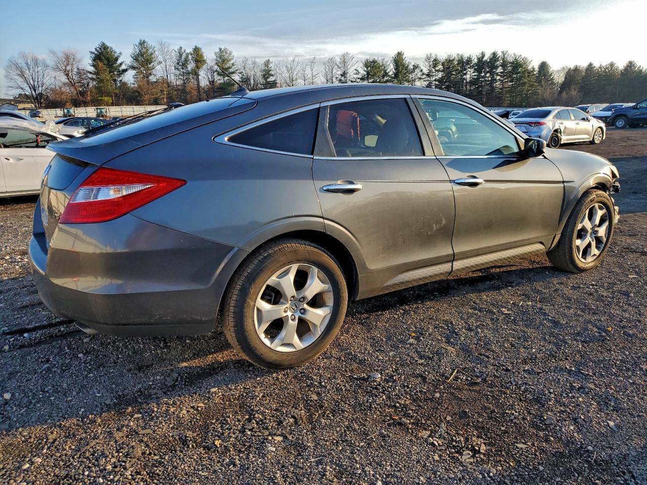 2012 HONDA Crosstour