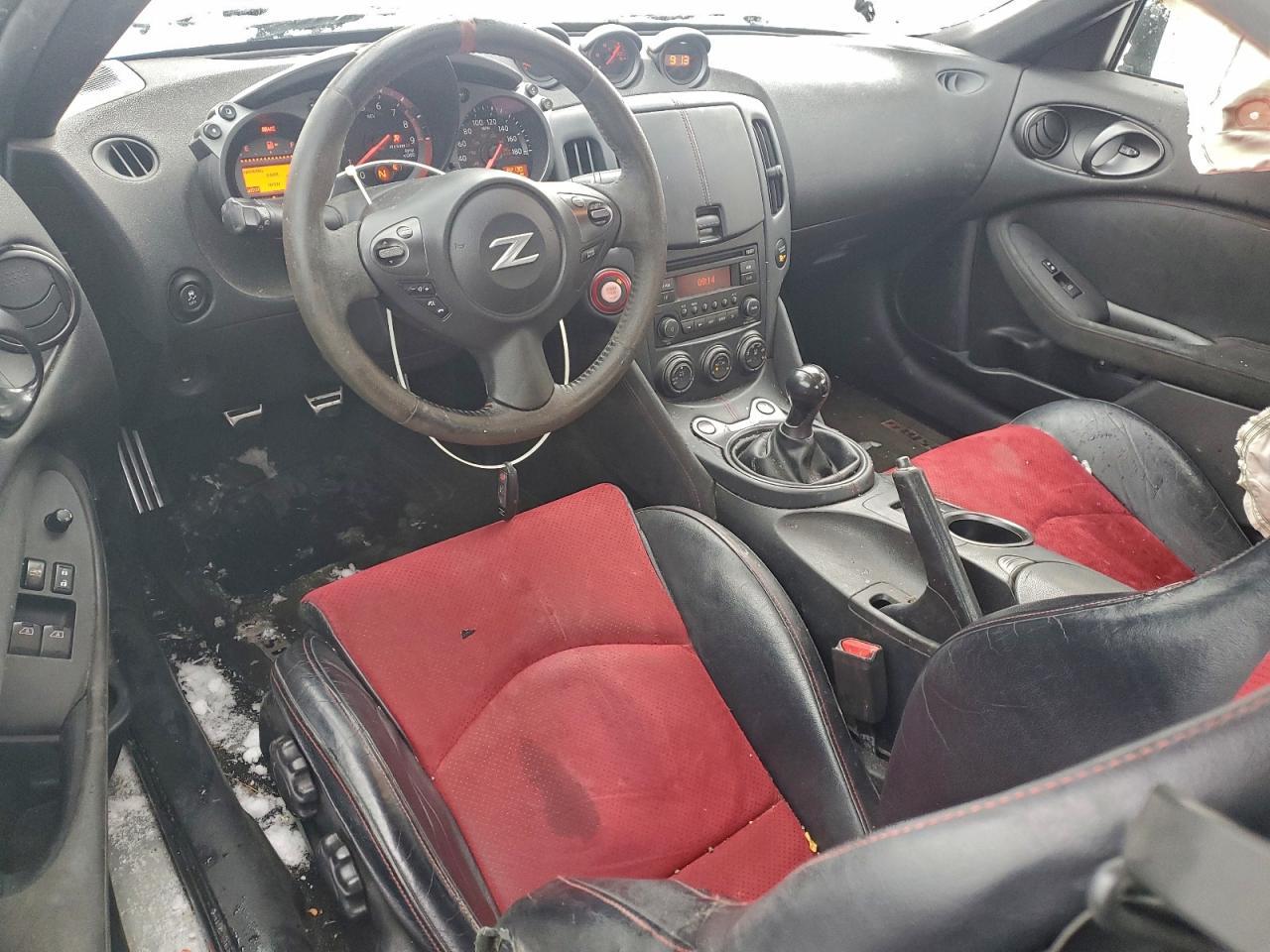 2016 NISSAN 370Z
