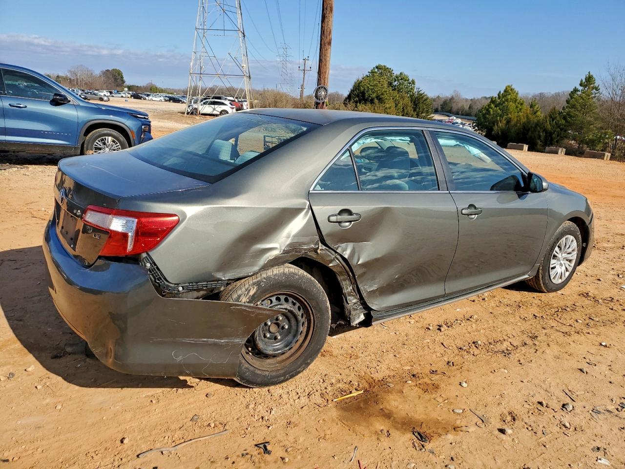 2012 TOYOTA CAMRY