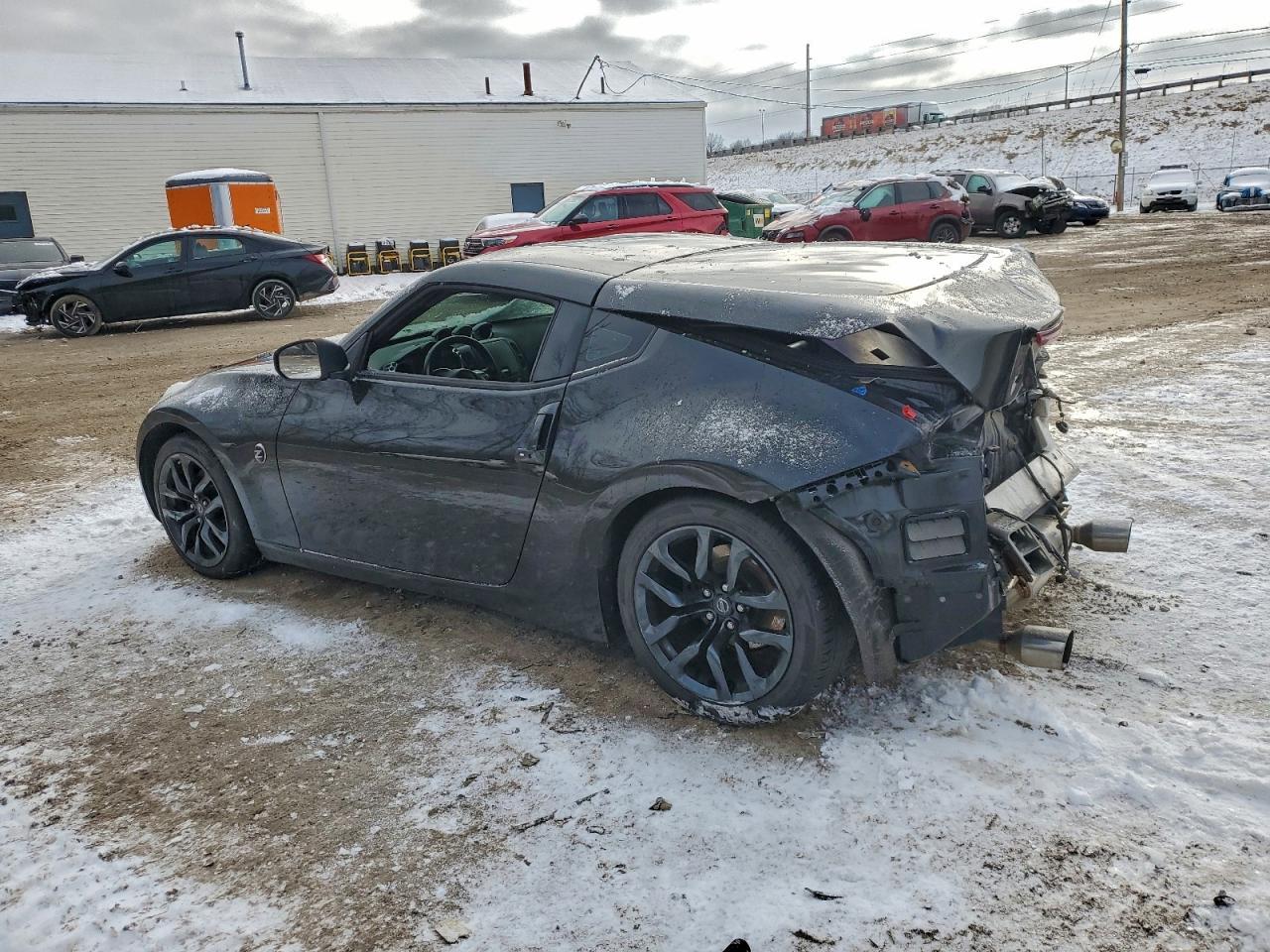 2017 NISSAN 370Z