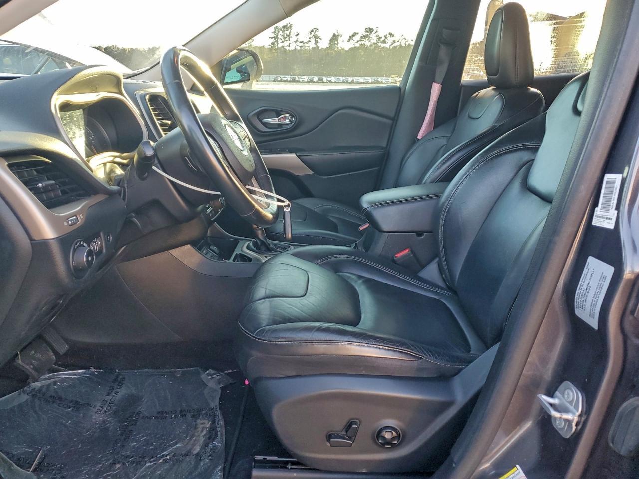 2018 JEEP CHEROKEE