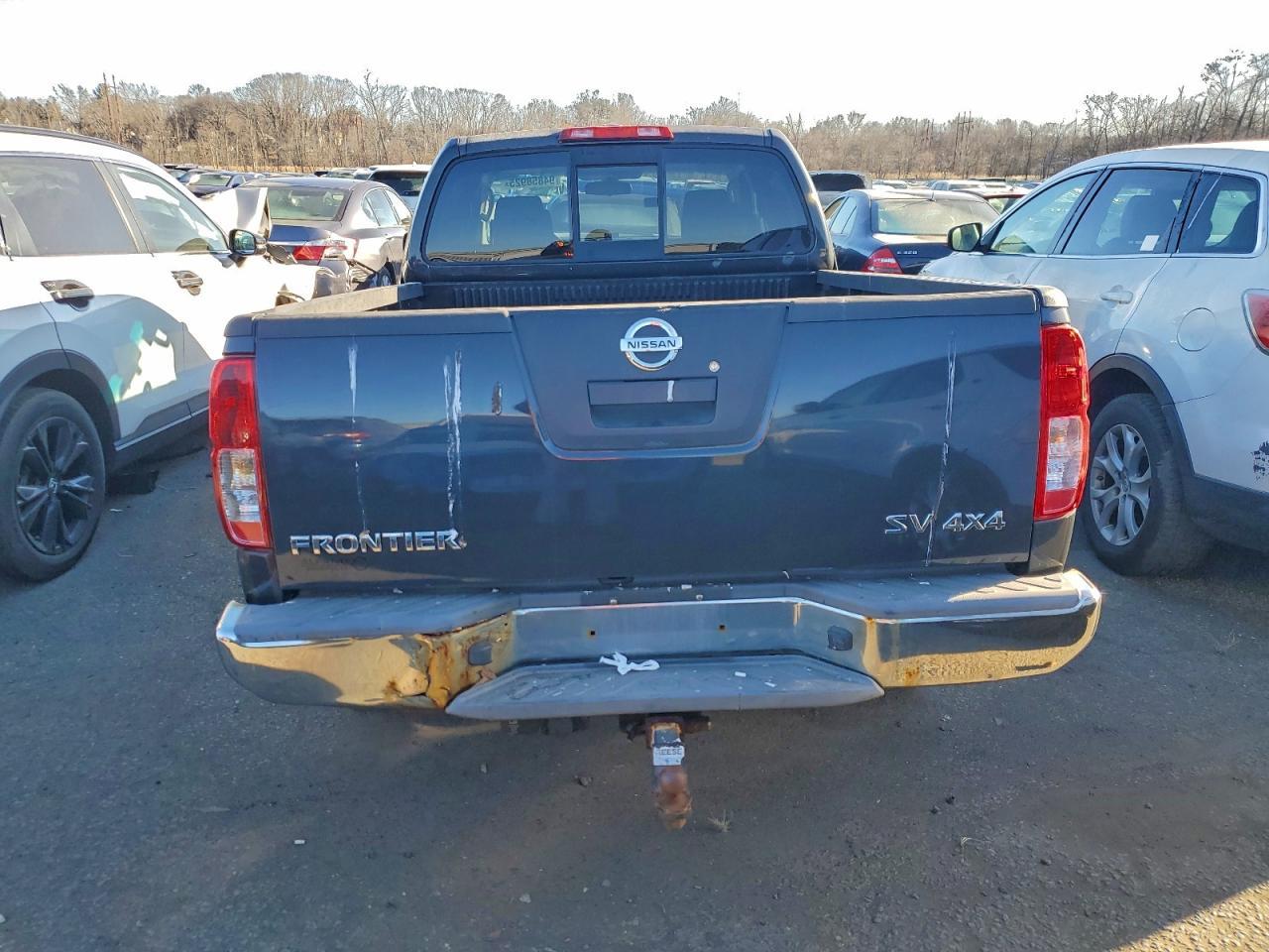 2011 NISSAN Frontier