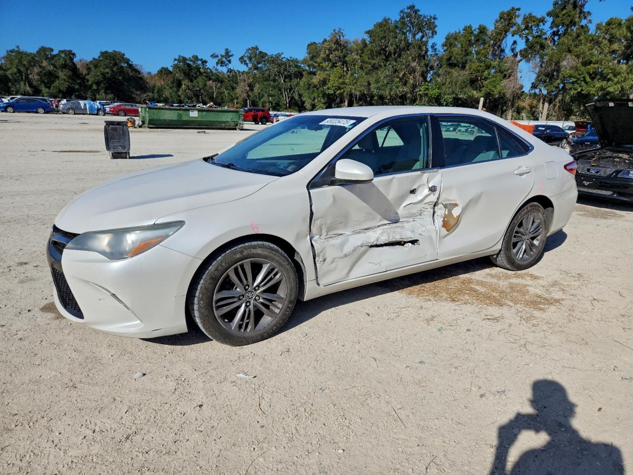 2015 TOYOTA CAMRY