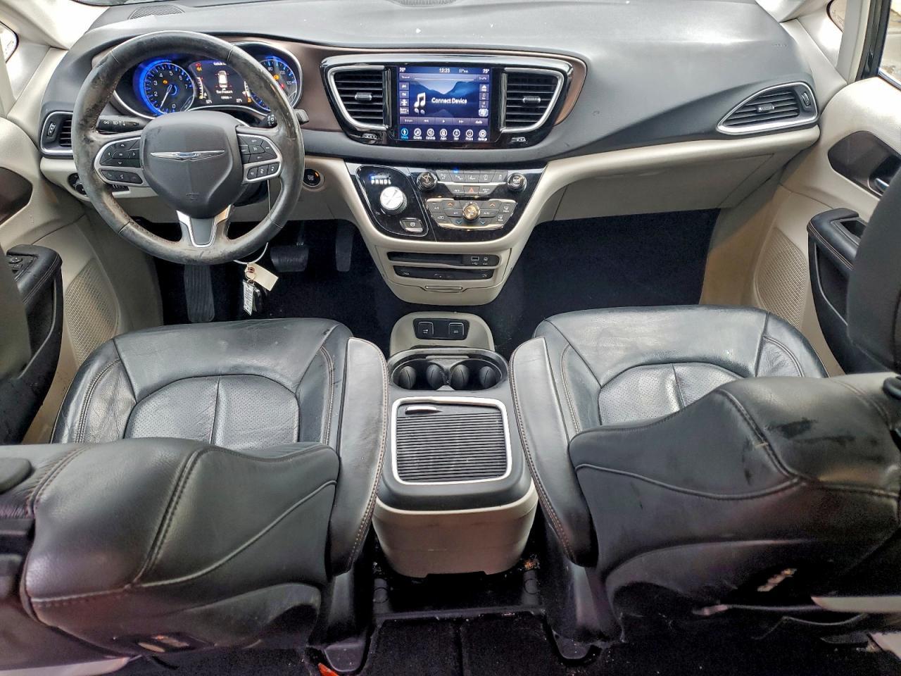 2019 CHRYSLER Pacifica