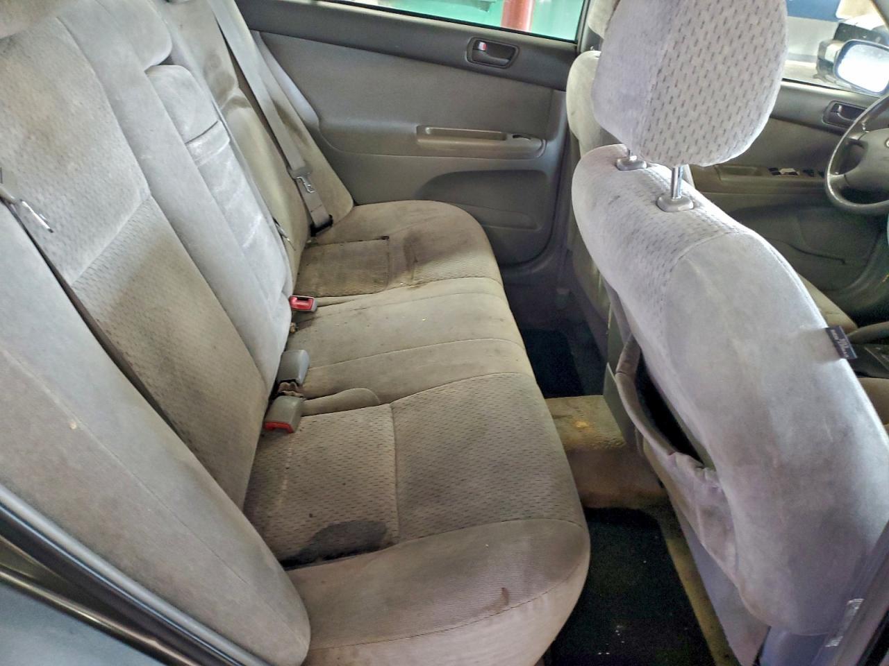 2004 TOYOTA CAMRY