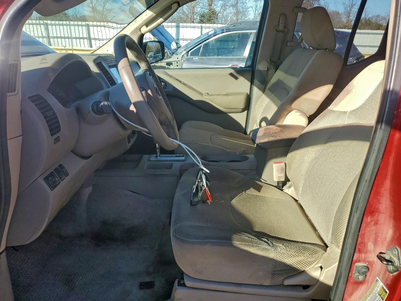 2010 NISSAN Frontier