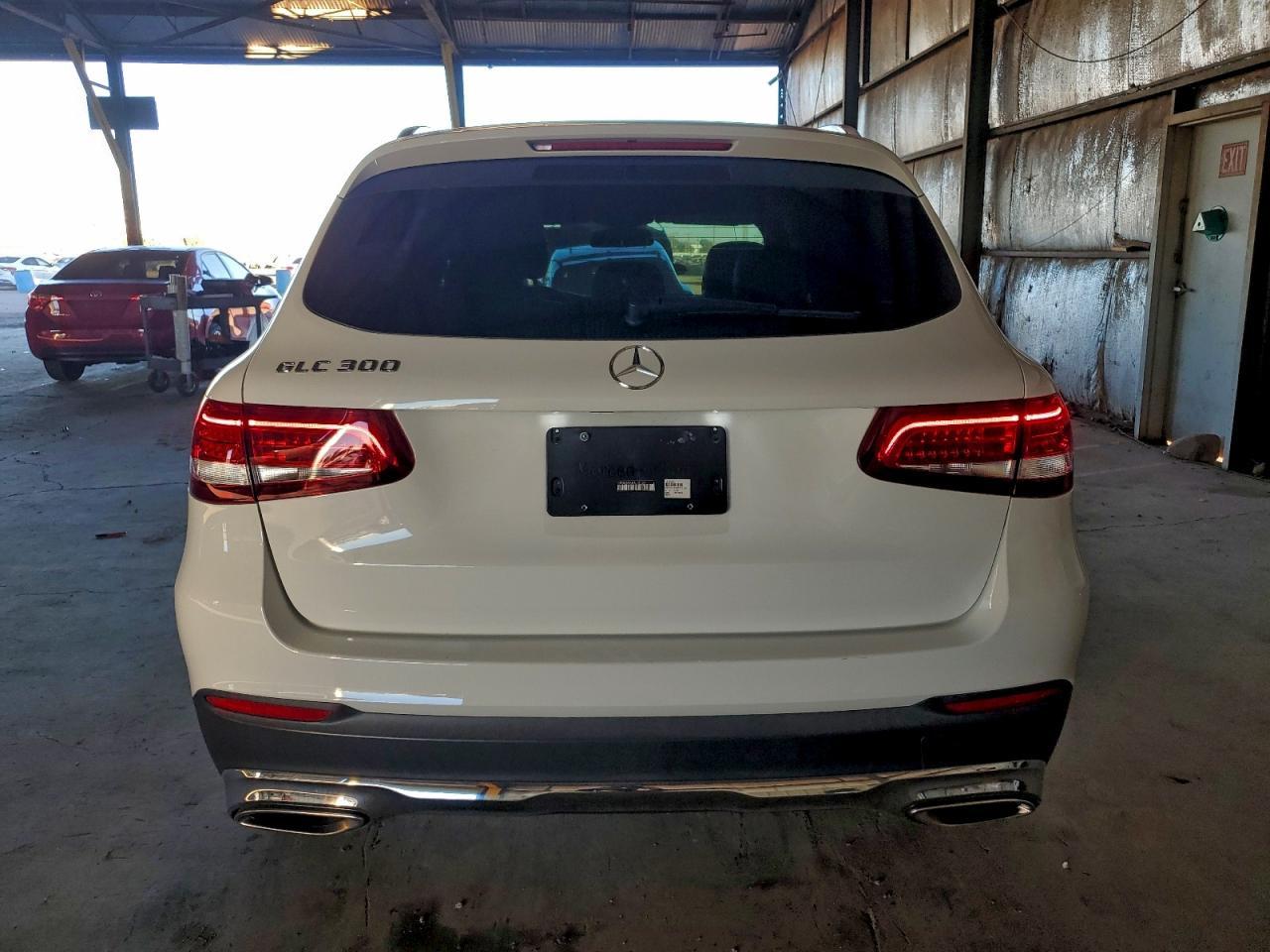 2016 MERCEDES-BENZ GLC-Class