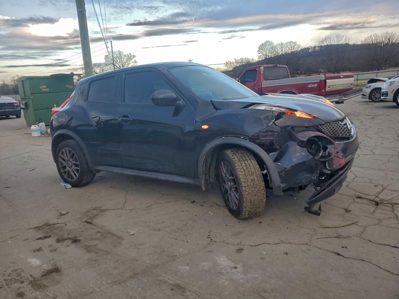 2014 NISSAN Juke