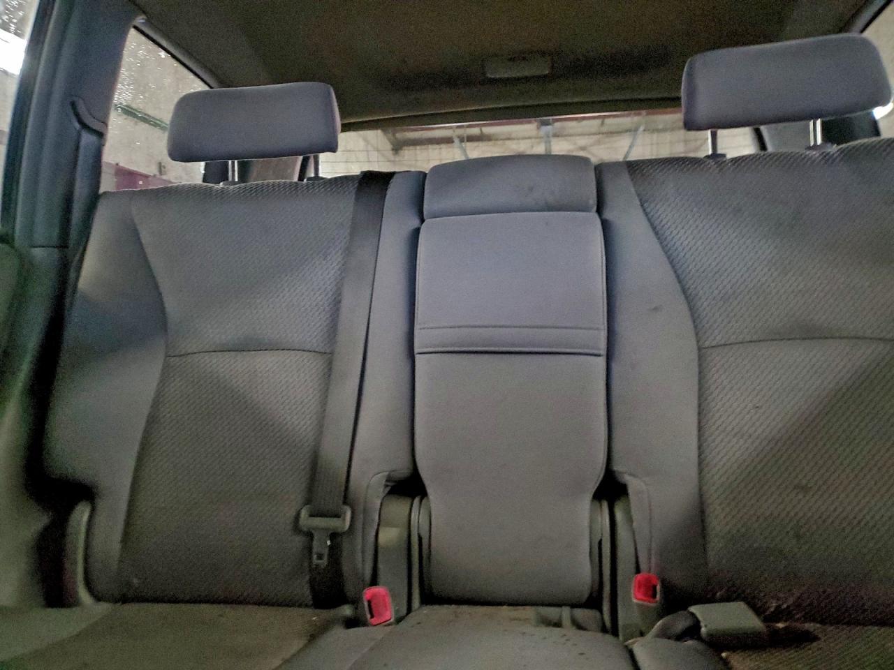 2005 TOYOTA HIGHLANDER