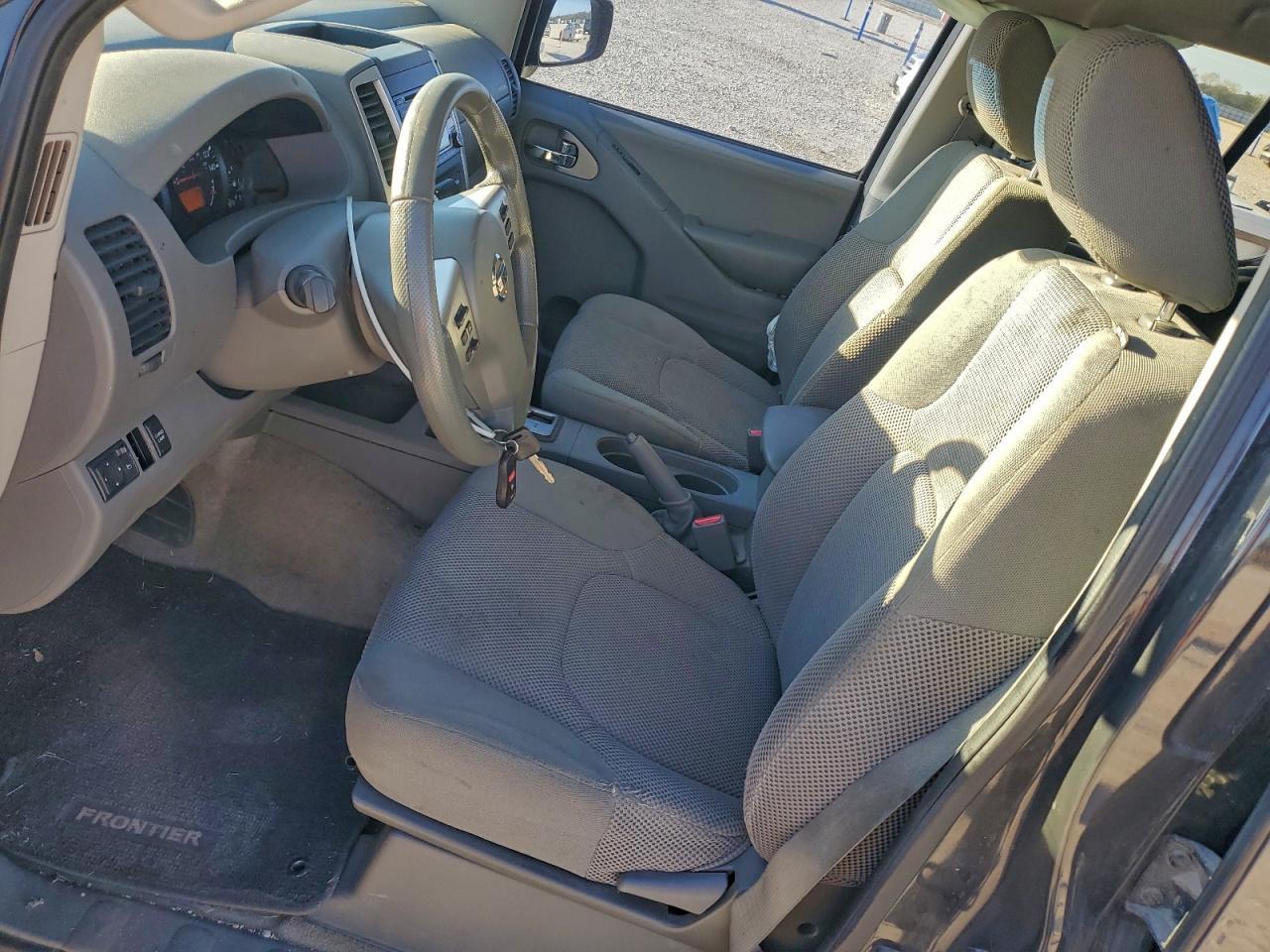2015 NISSAN Frontier