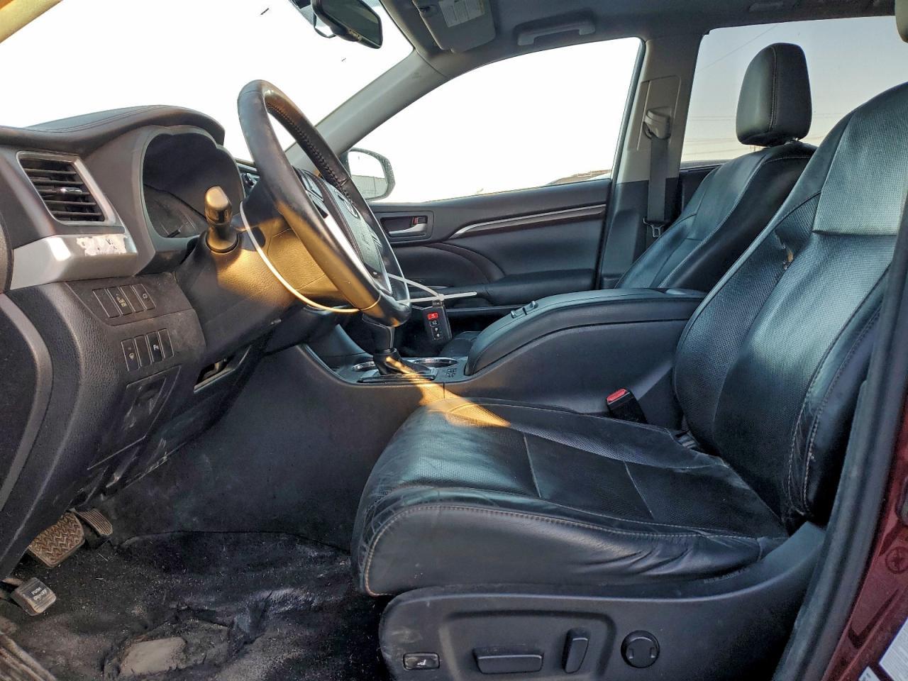 2015 TOYOTA HIGHLANDER