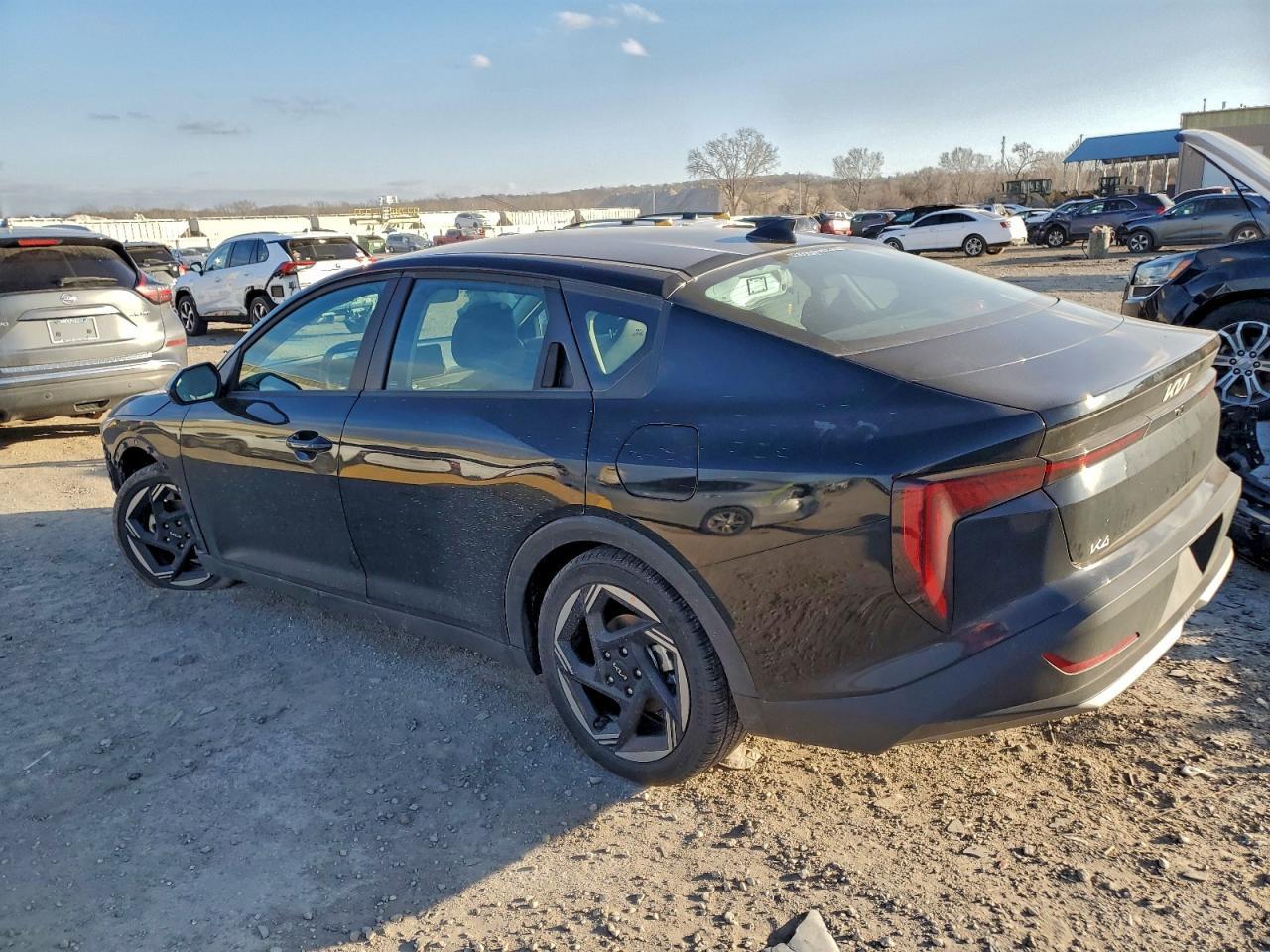 2025 KIA K4