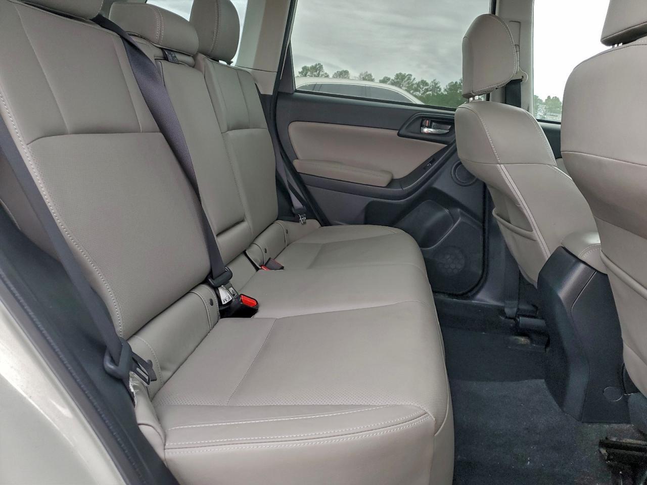 2017 SUBARU FORESTER