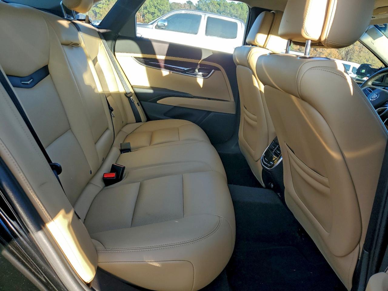 2013 CADILLAC XTS