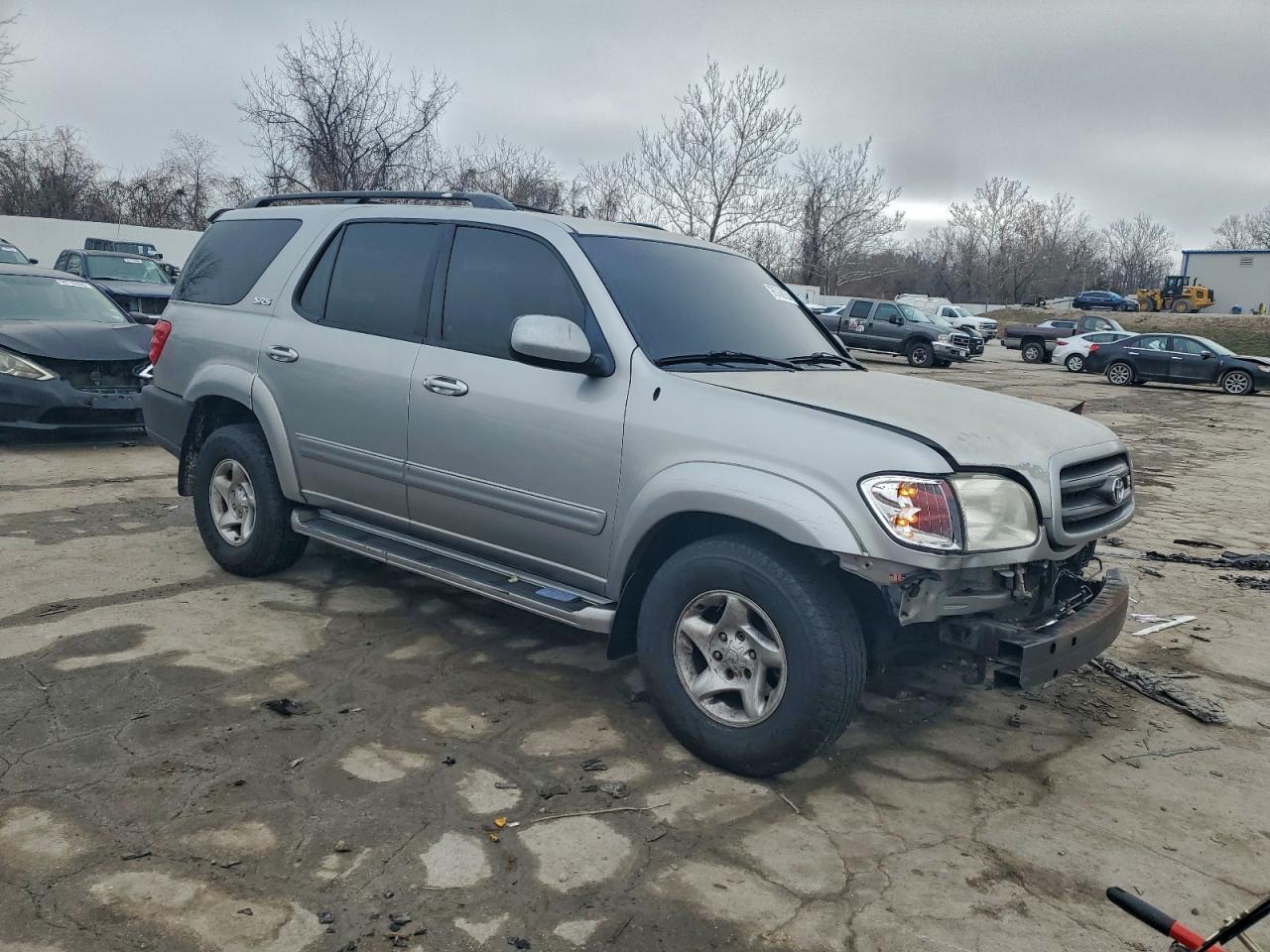 2002 TOYOTA Sequoia