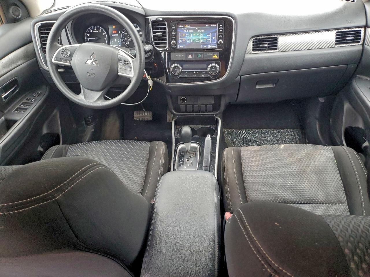 2018 MITSUBISHI outlander